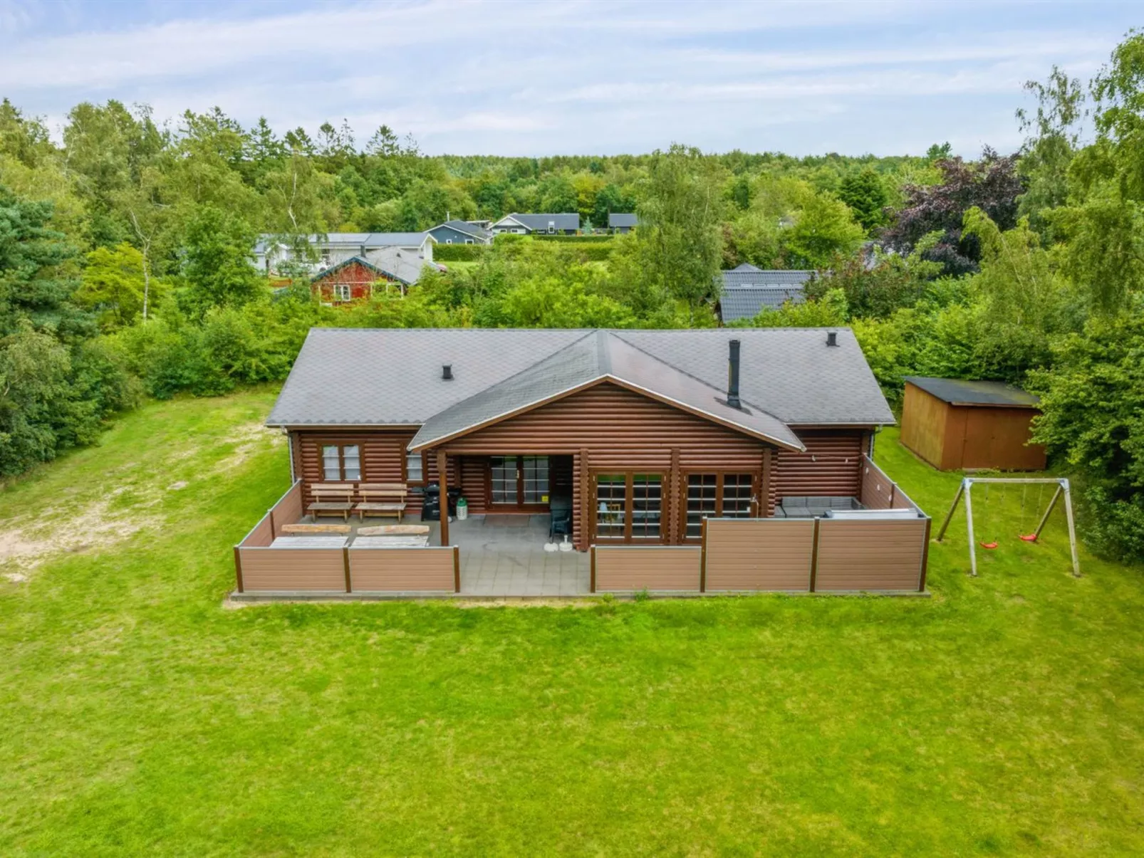 "Frederica" - 30km from the sea-Draußen