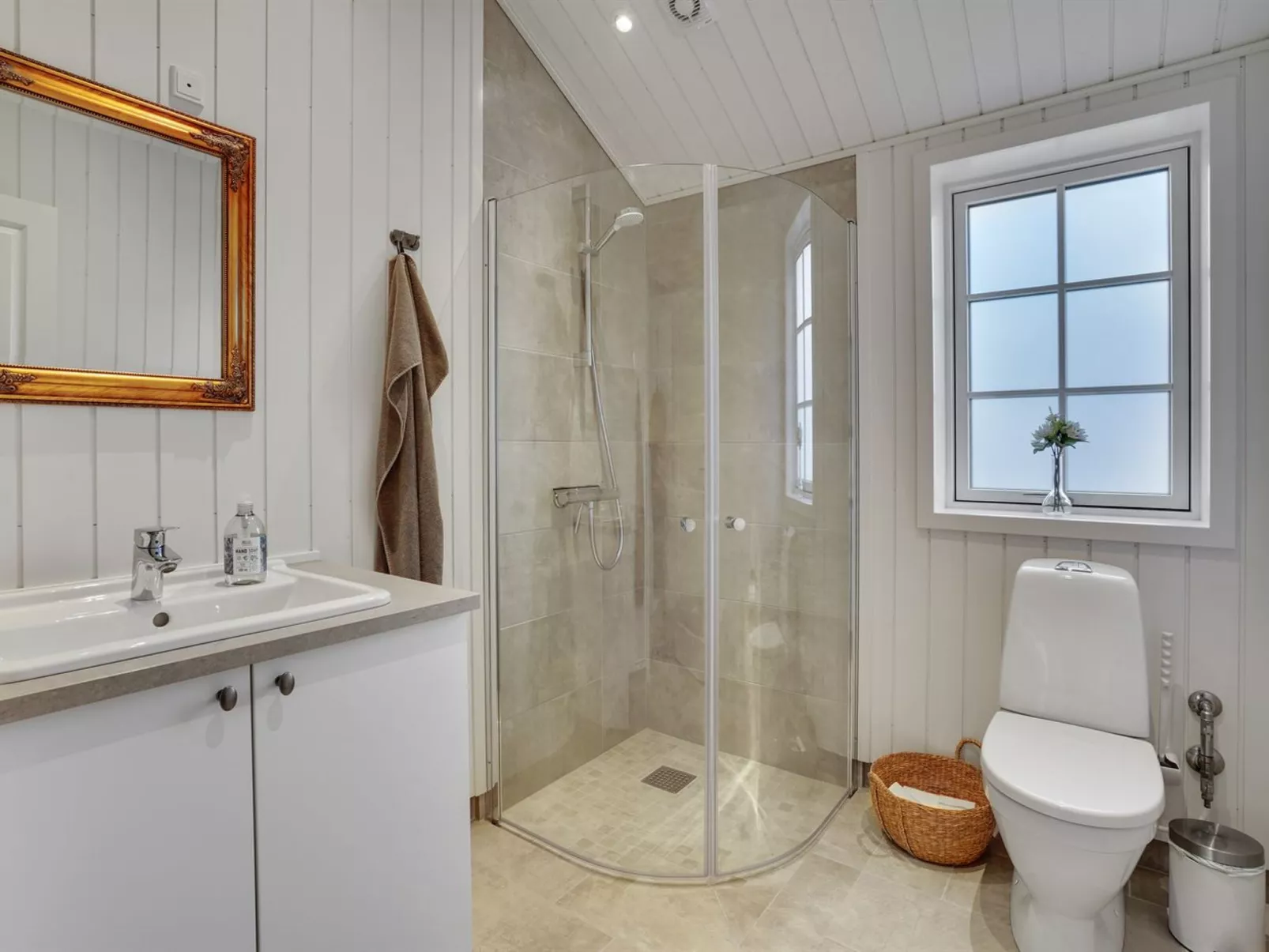 "Annerose" - 550m from the sea-Dedans