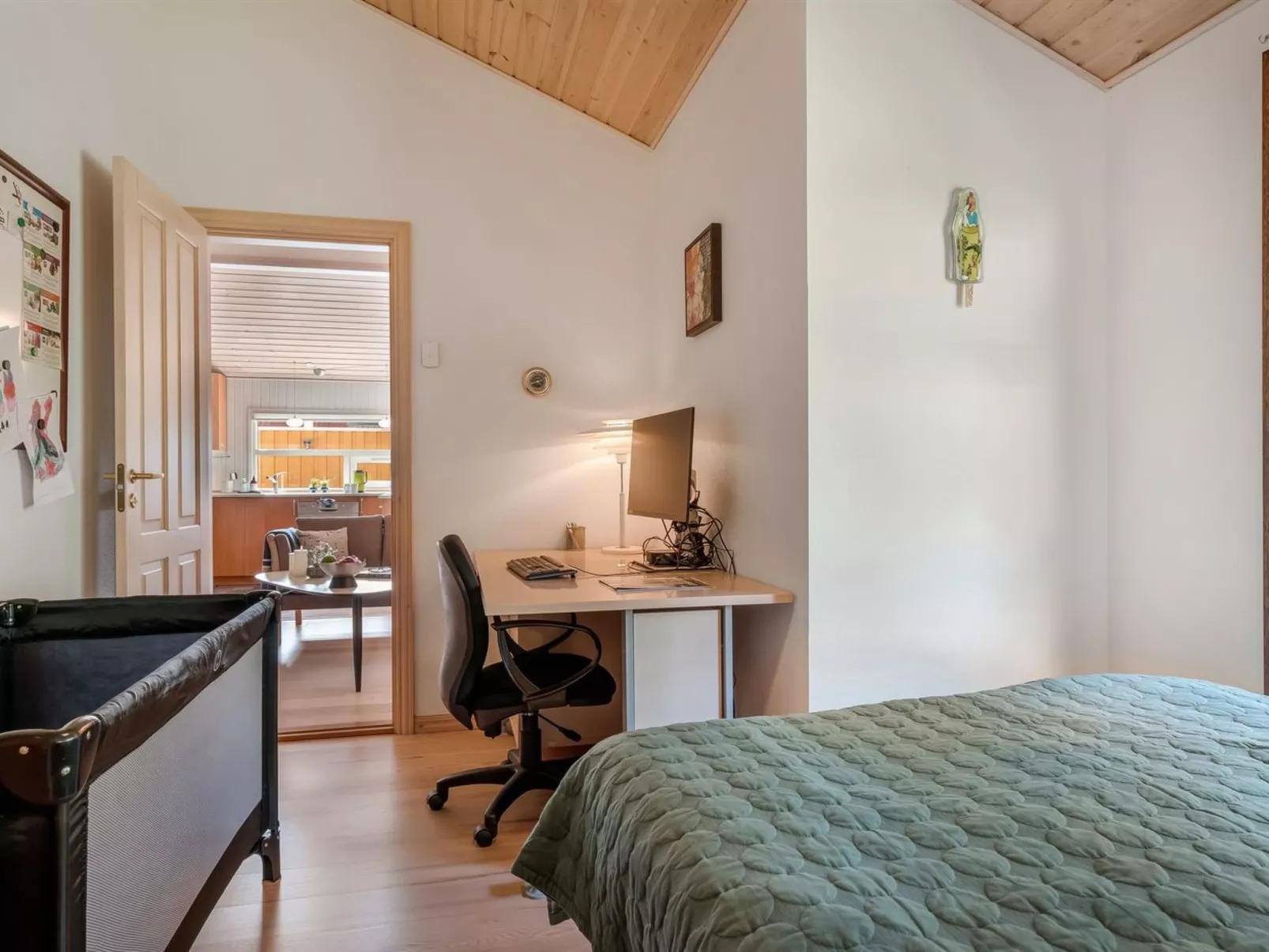 "Vetle" - 2.8km from the sea-Inside