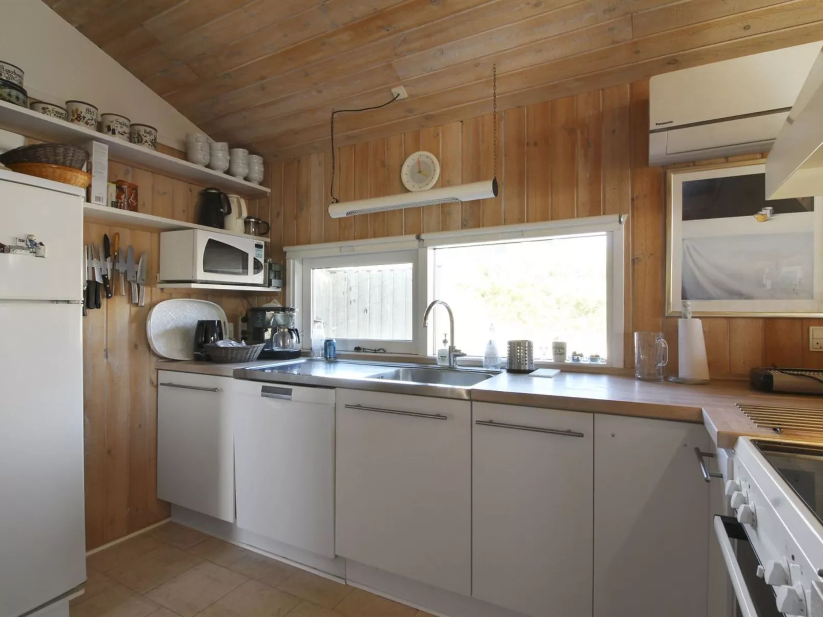 "Thenna" - 200m from the sea-Inside