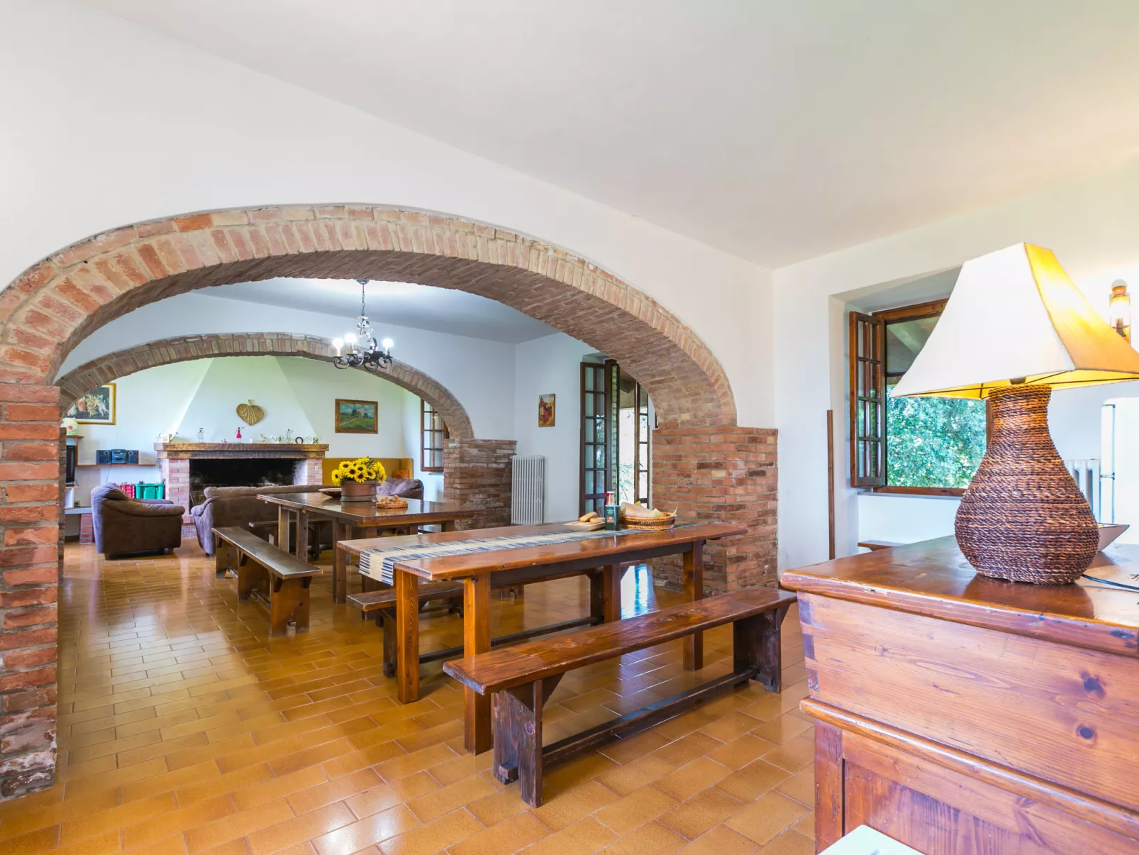 Poggio al Colle-Inside
