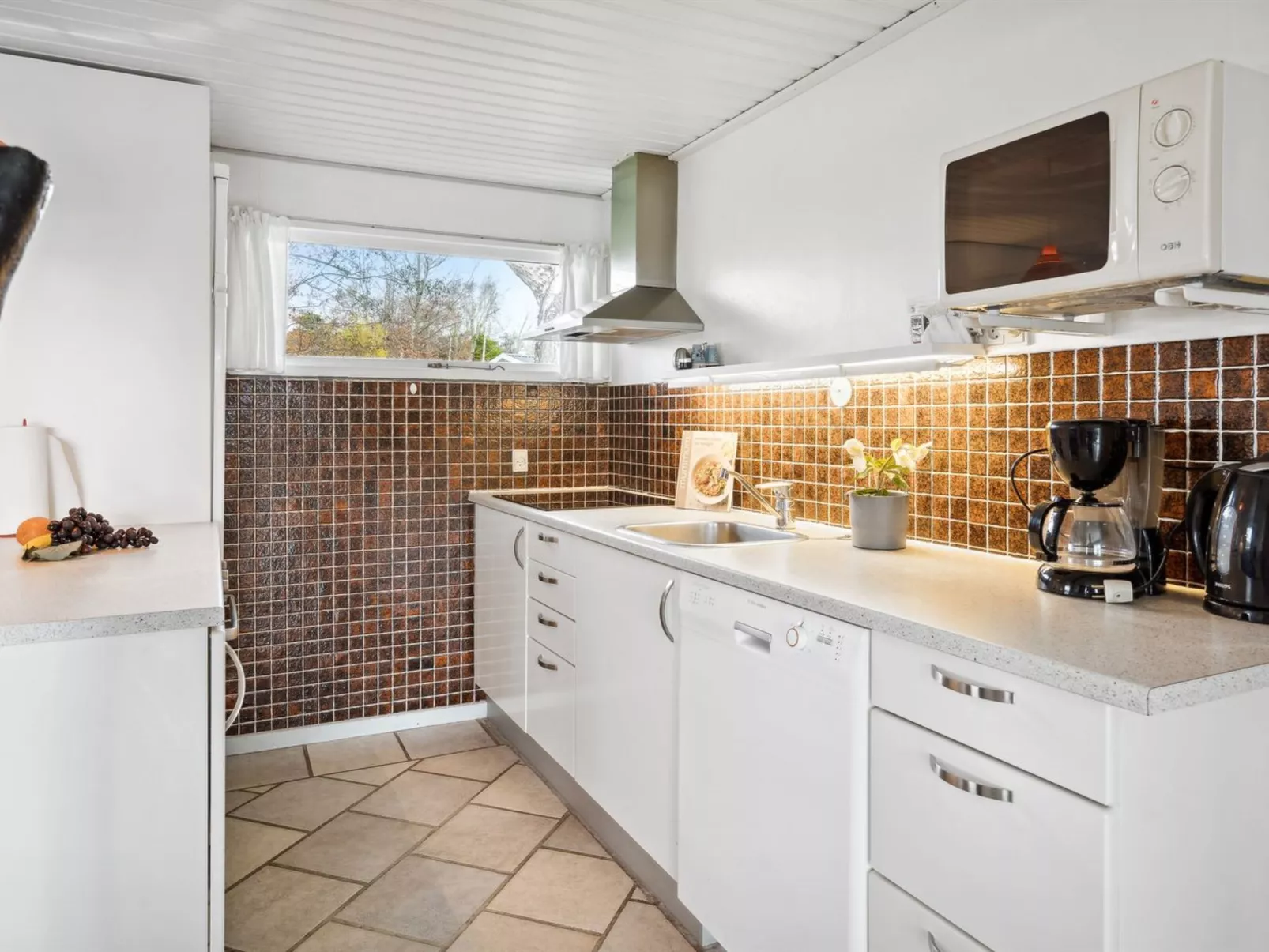 "Thara" - 100m from the sea-Inside