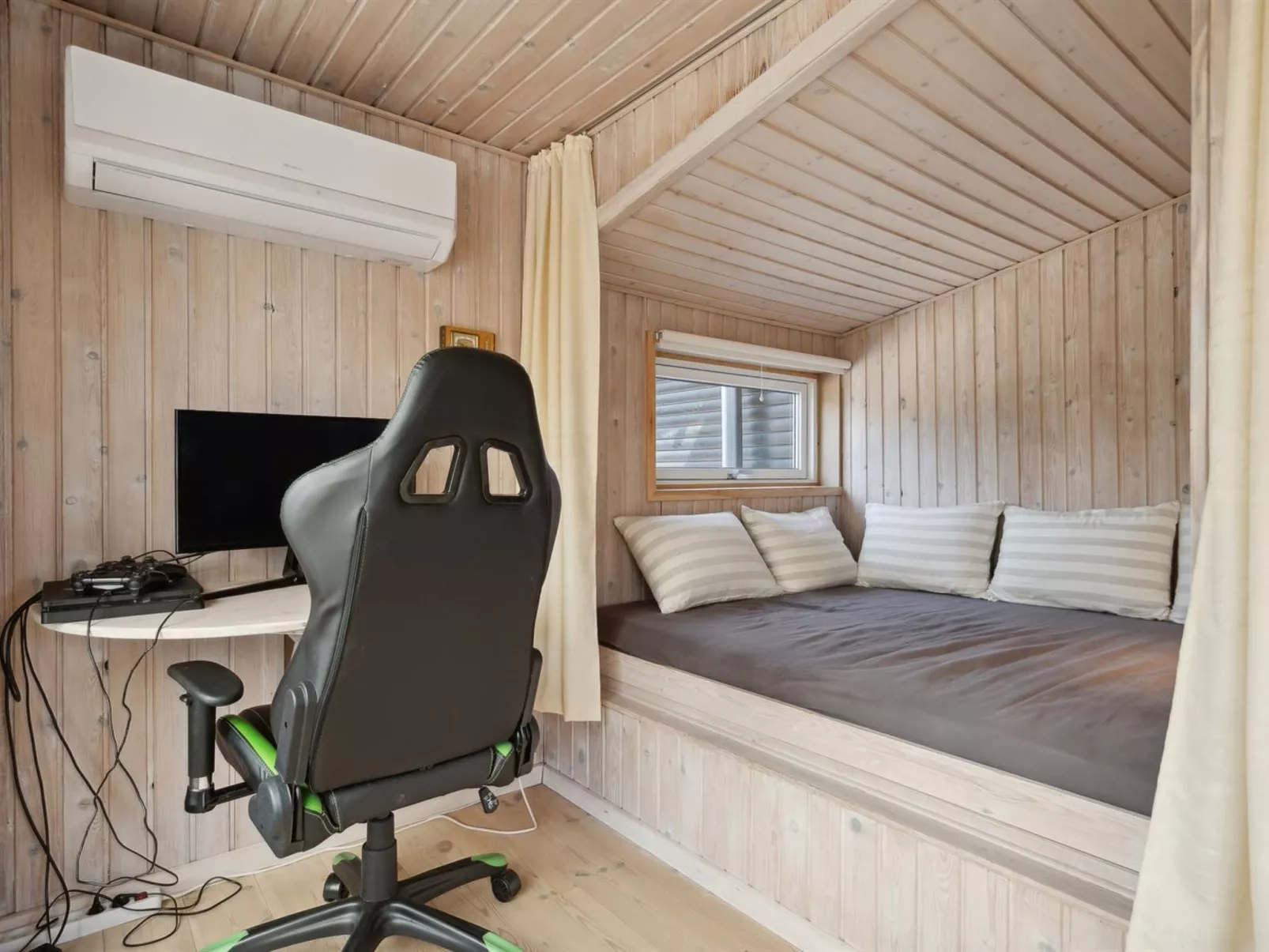 "Sari" - 250m from the sea-Dedans