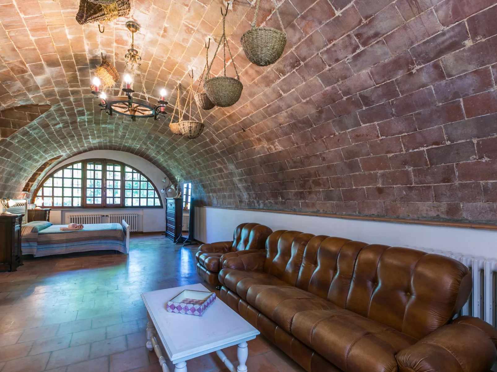 Poggio al Colle-Inside
