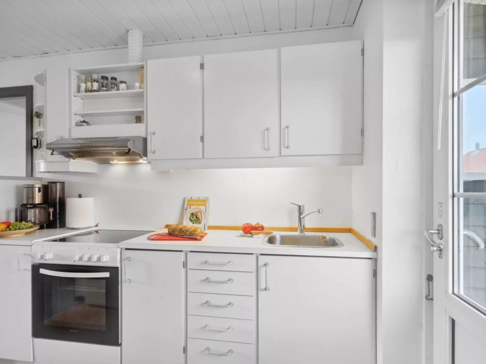 "Ubbe" - 200m from the sea-Drinnen