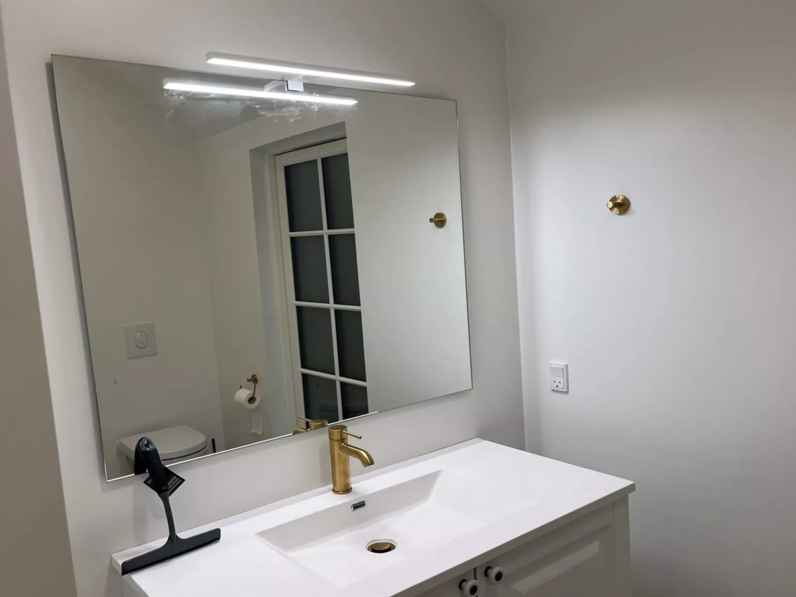 "Skrollan" - 100m from the sea-Inside