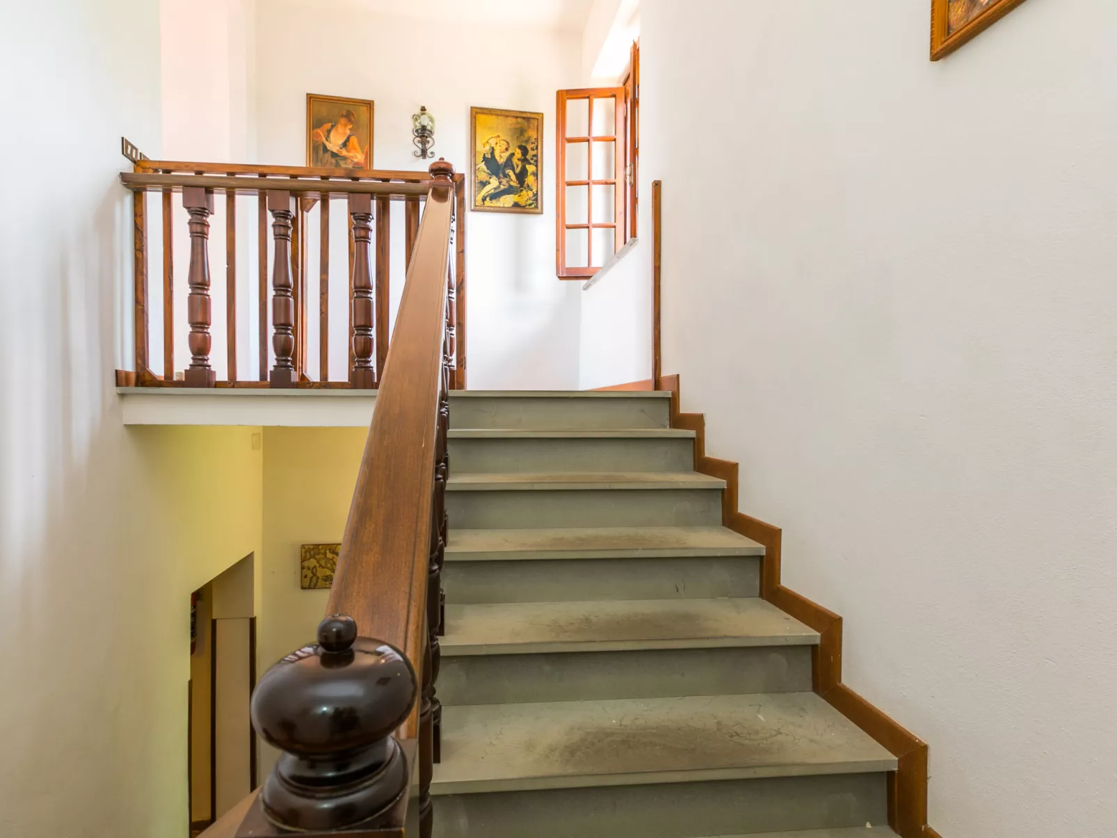 Poggio al Colle-Inside