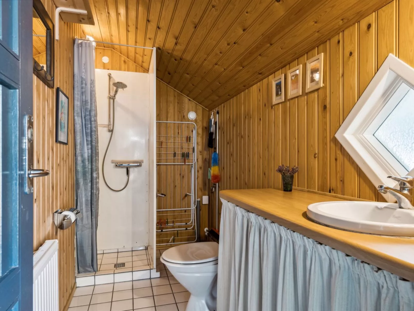 "Snari" - 10m from the sea-Drinnen