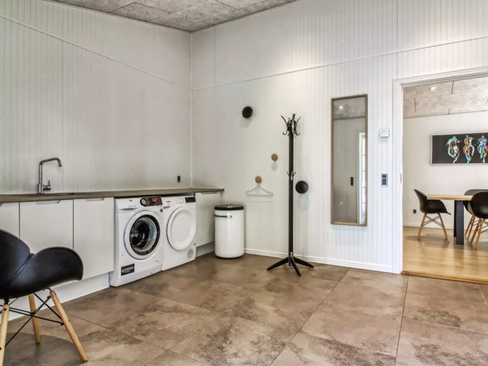 "Hela" - 1.4km from the sea-Inside