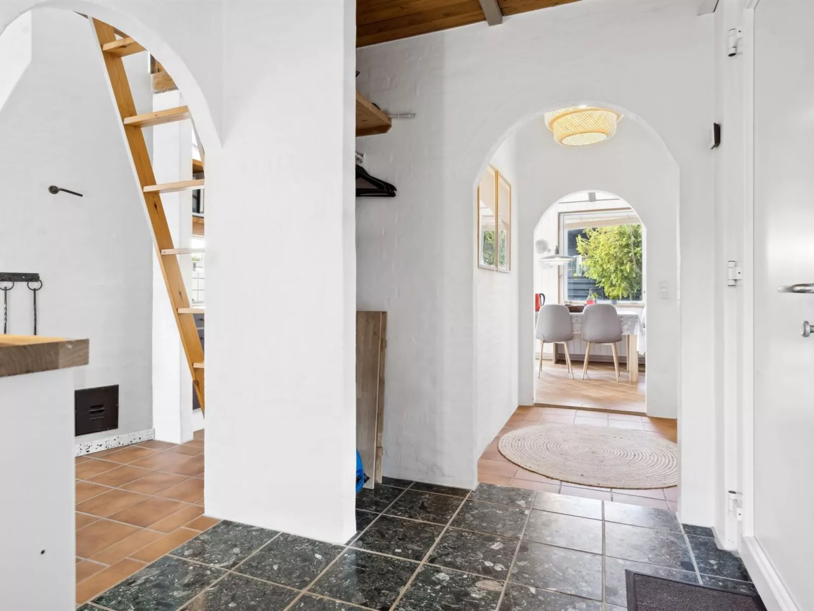 "Erko" - 300m from the sea-Drinnen