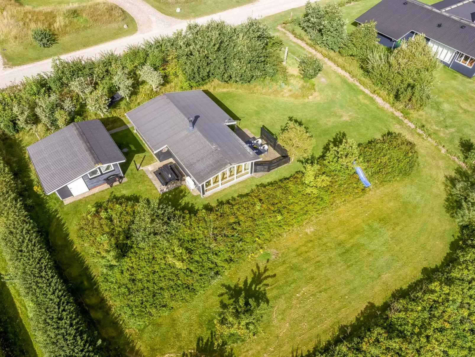 "Dimo" - 300m to the fjord-Outside