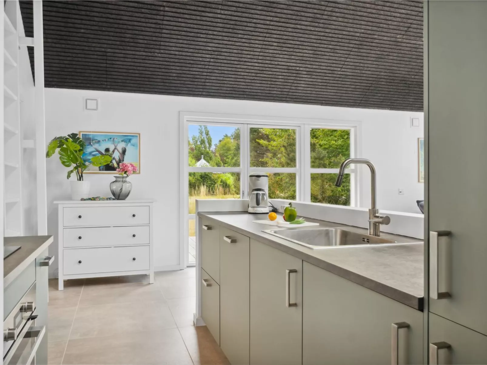 "Haghbarth" - 400m from the sea-Inside