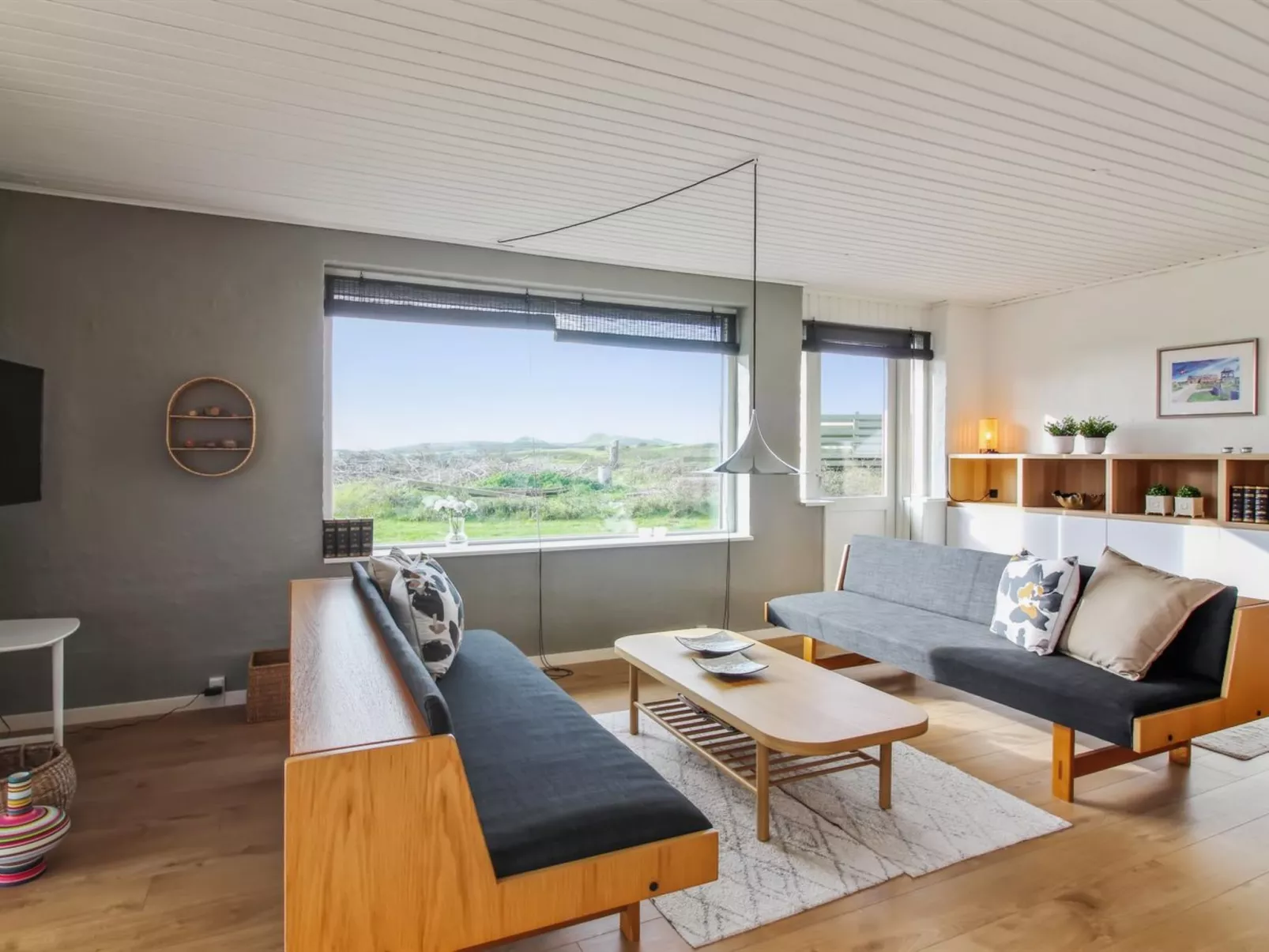 "Skyler" - 400m from the sea-Dedans