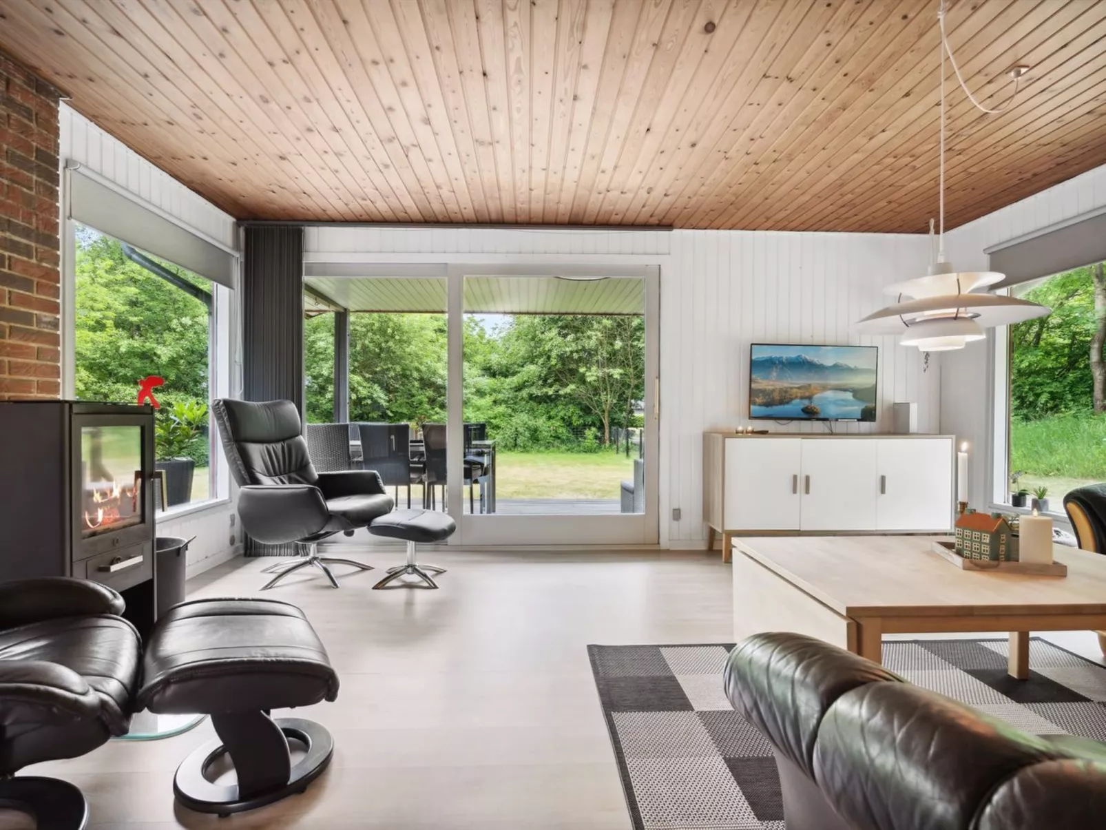 "Nyalle" - 30km from the sea-Inside