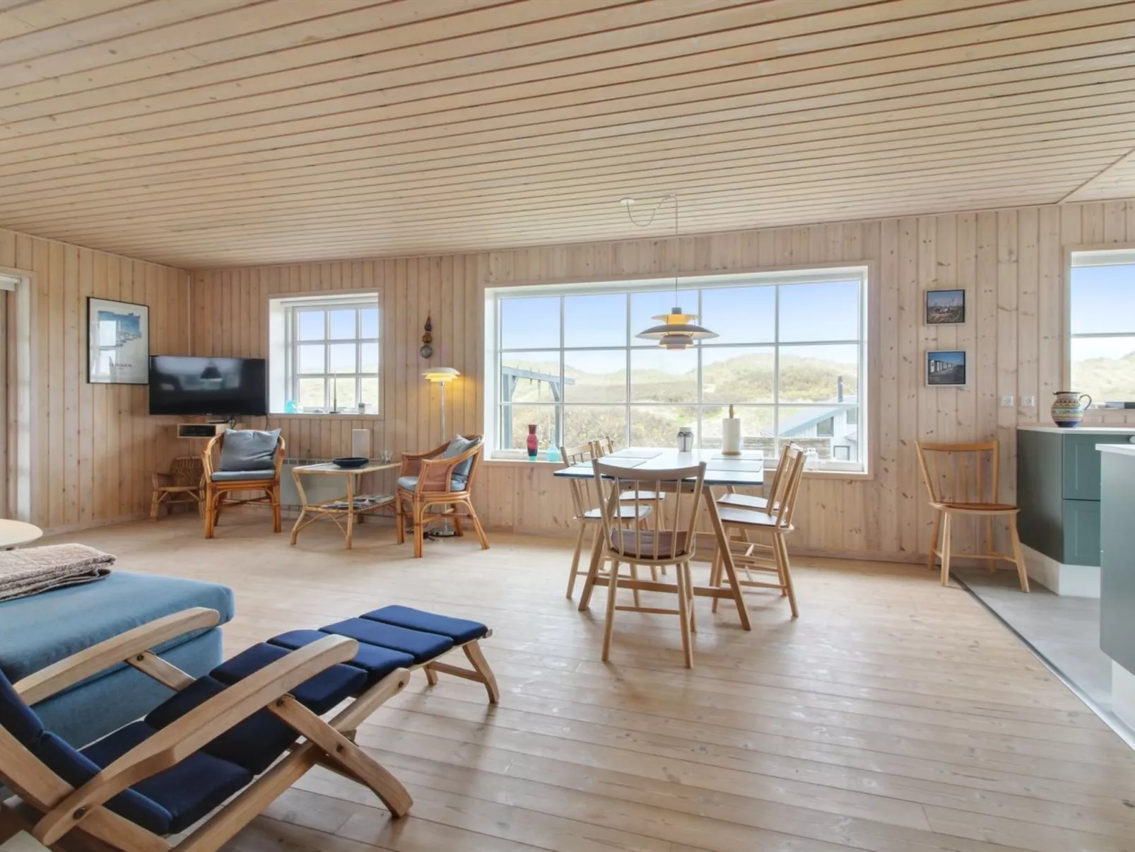 "Merina" - 150m from the sea-Inside