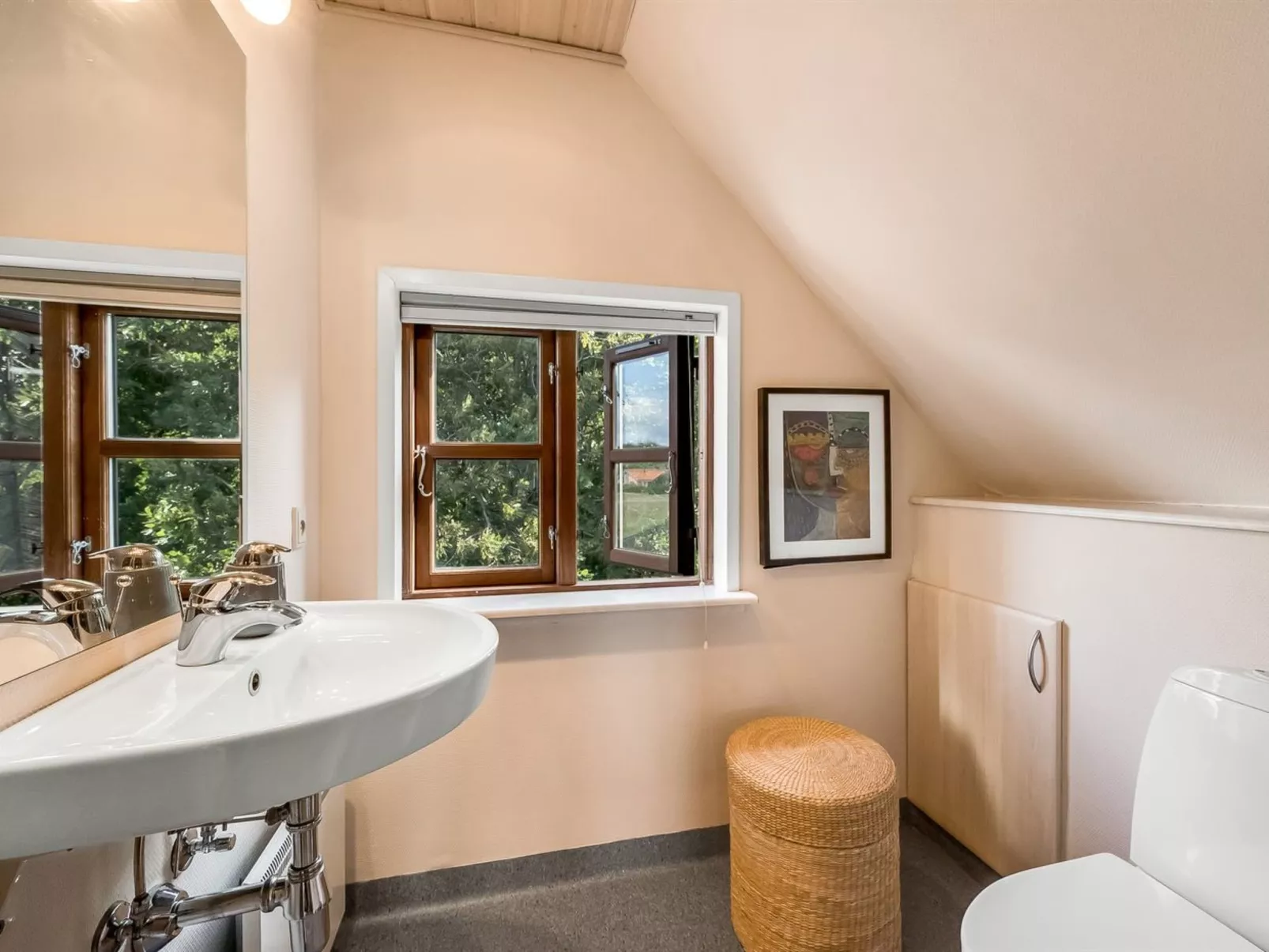 "Hendrina" - 250m to the fjord-Inside