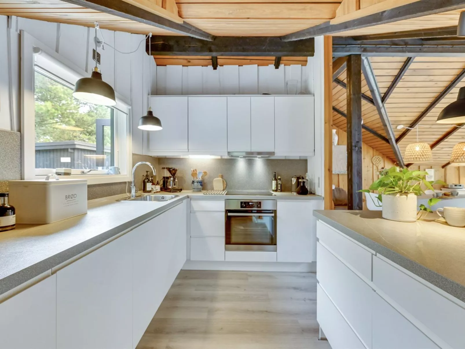 "Sidse" - 400m from the sea-Inside