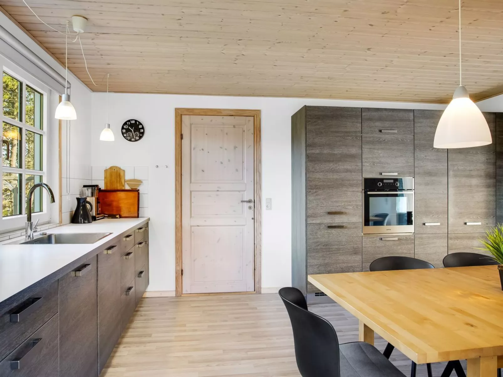 "Laila" - 1.2km from the sea-Inside