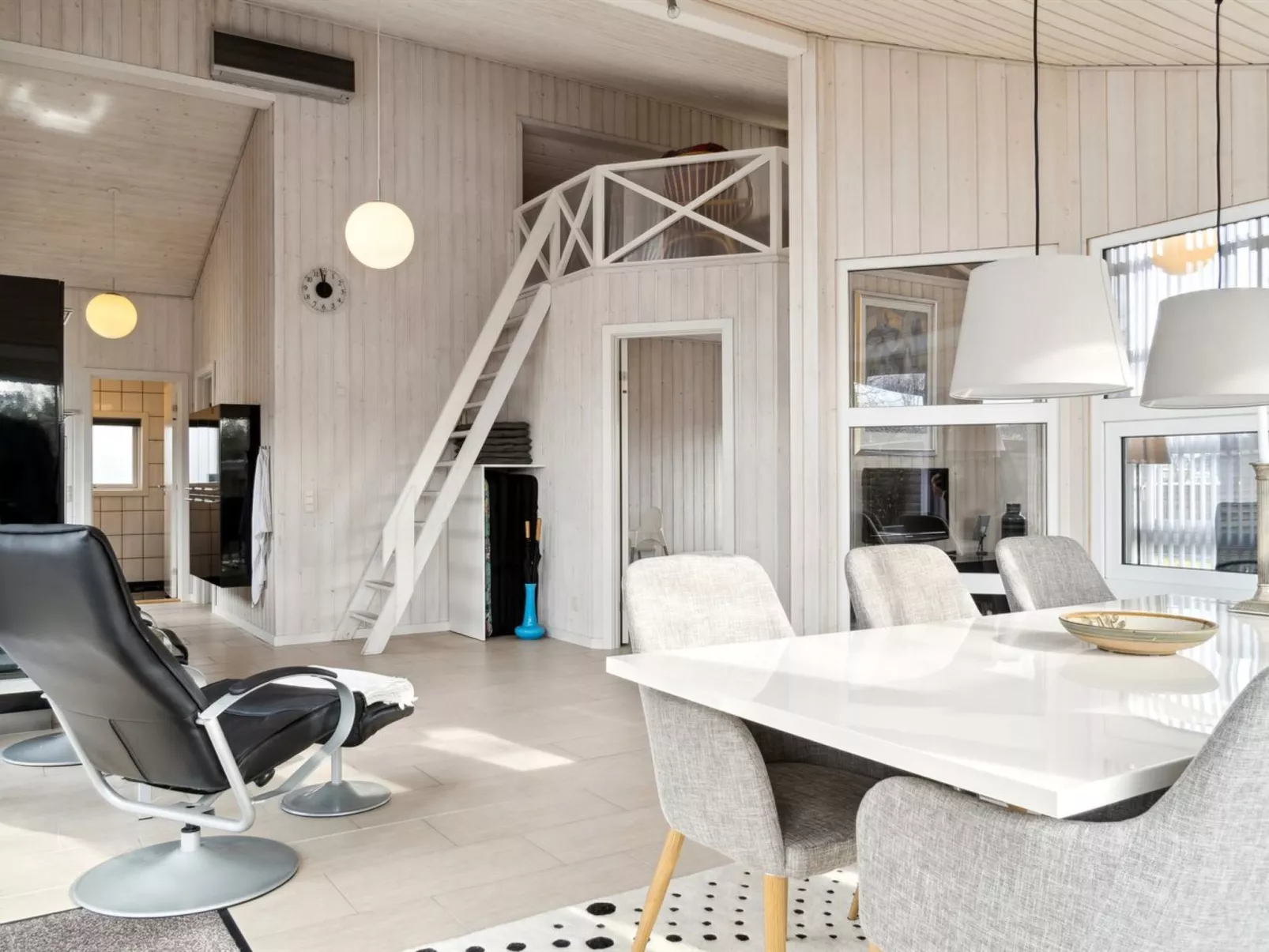 "Beske" - 130m from the sea-Inside