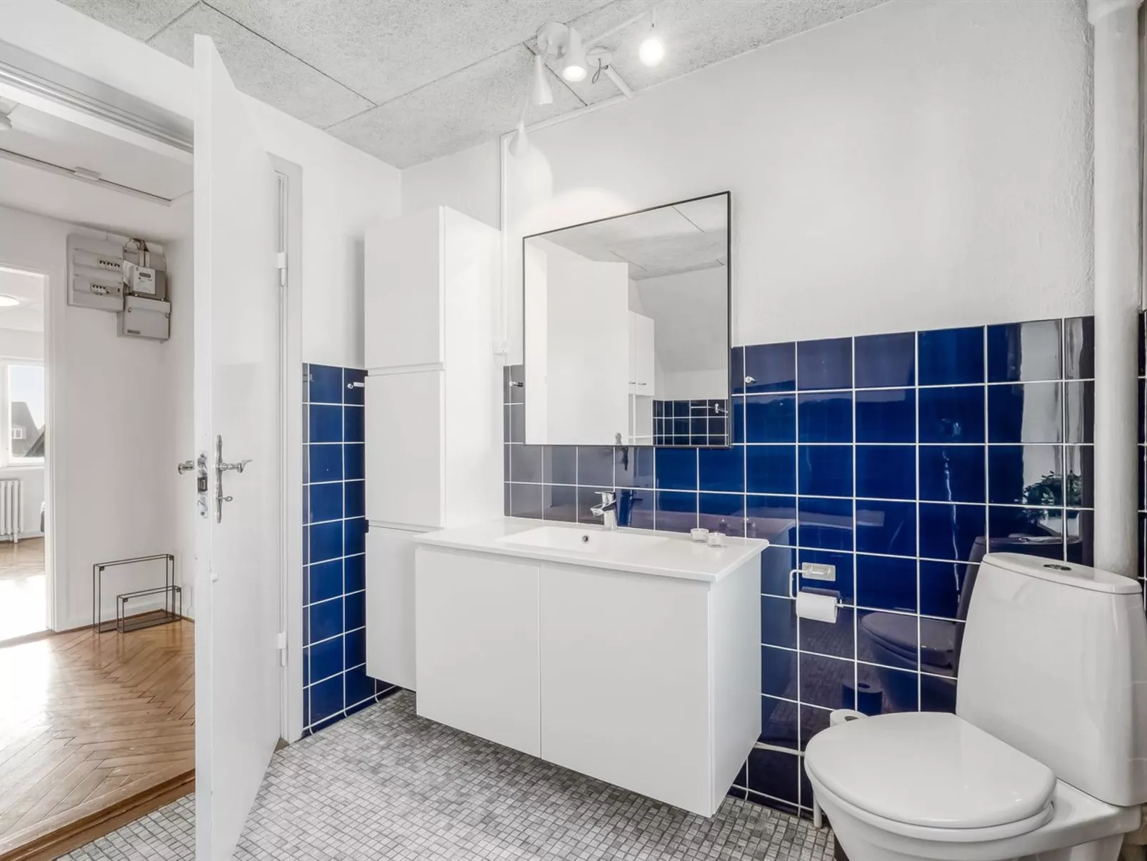 "Ullakarin" - 200m from the sea-Inside