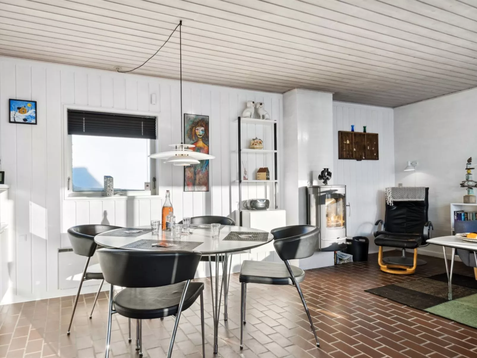 "Leny" - 900m from the sea-Inside