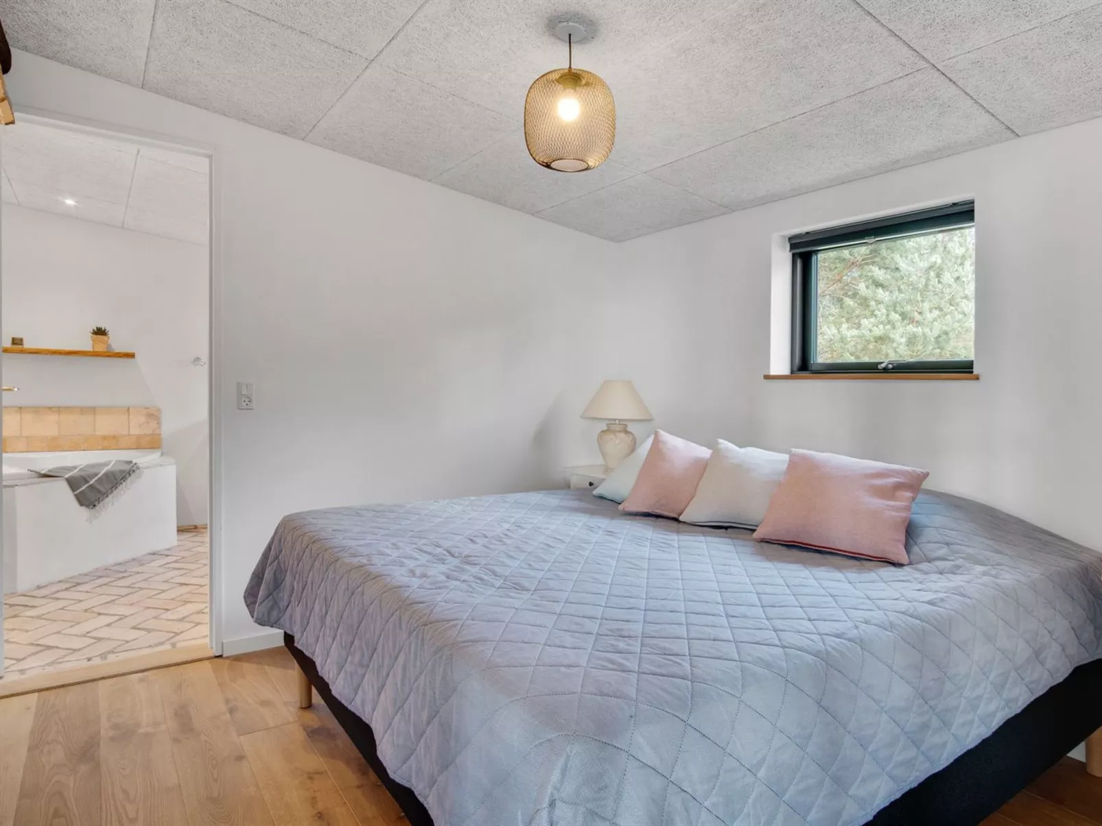 "Sune" - 175m from the sea-Drinnen