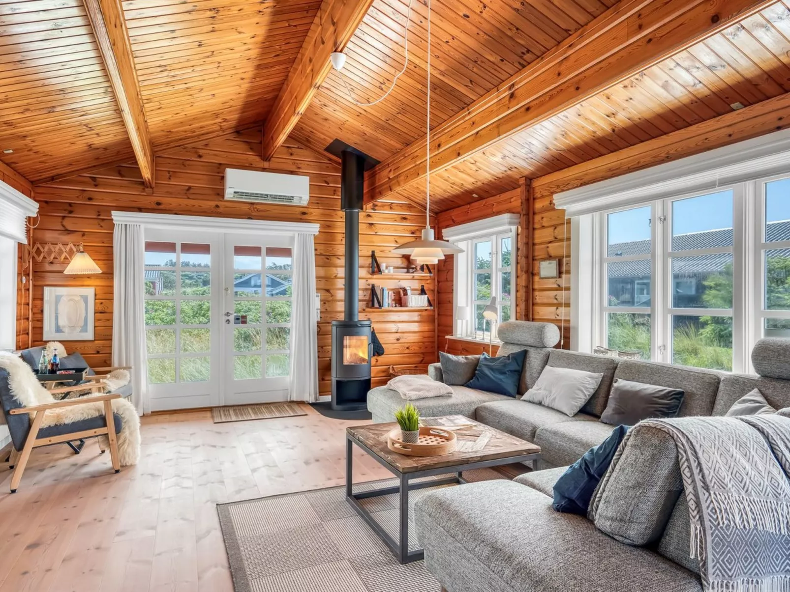 "Patti" - 280m from the sea-Inside