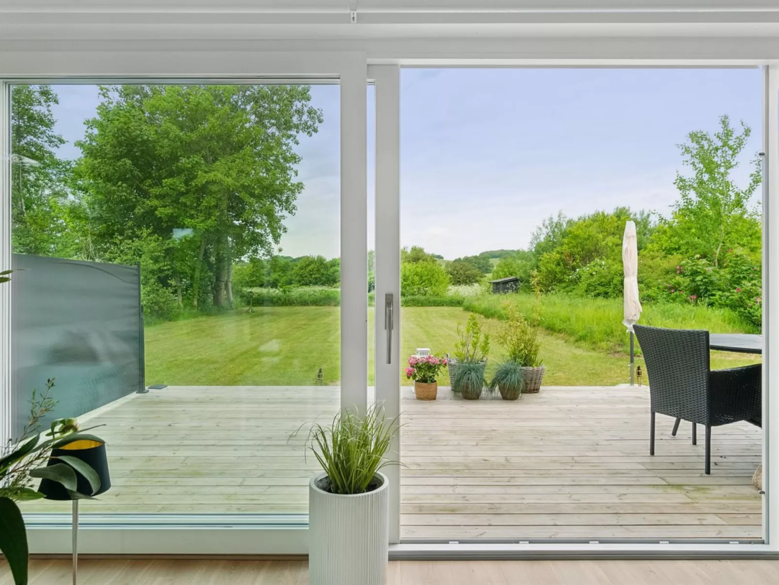 "Sys" - 150m from the sea-Outside