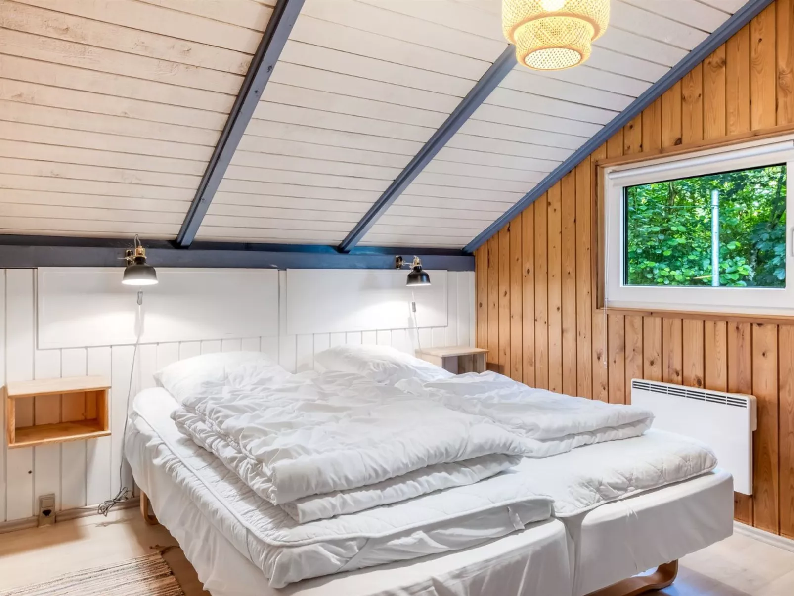 "Amela" - 30km from the sea-Drinnen