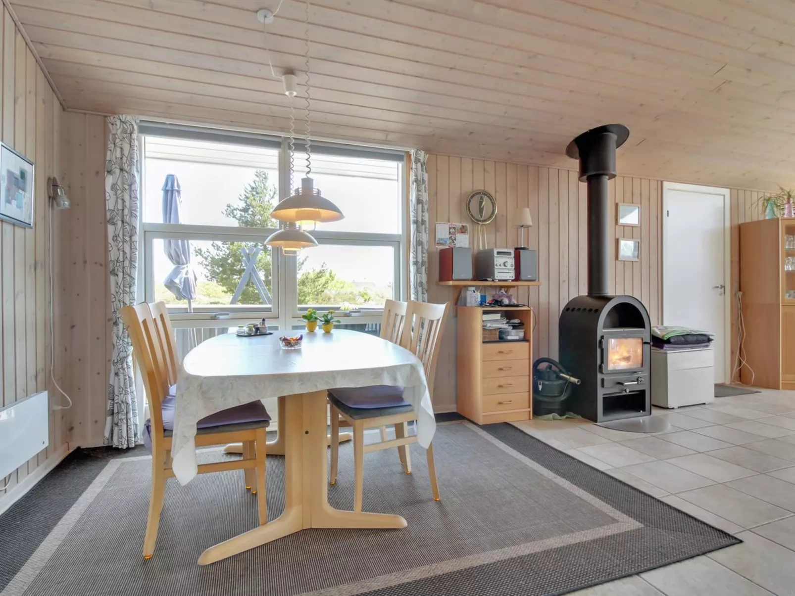 "Nadia" - 1.7km from the sea-Inside