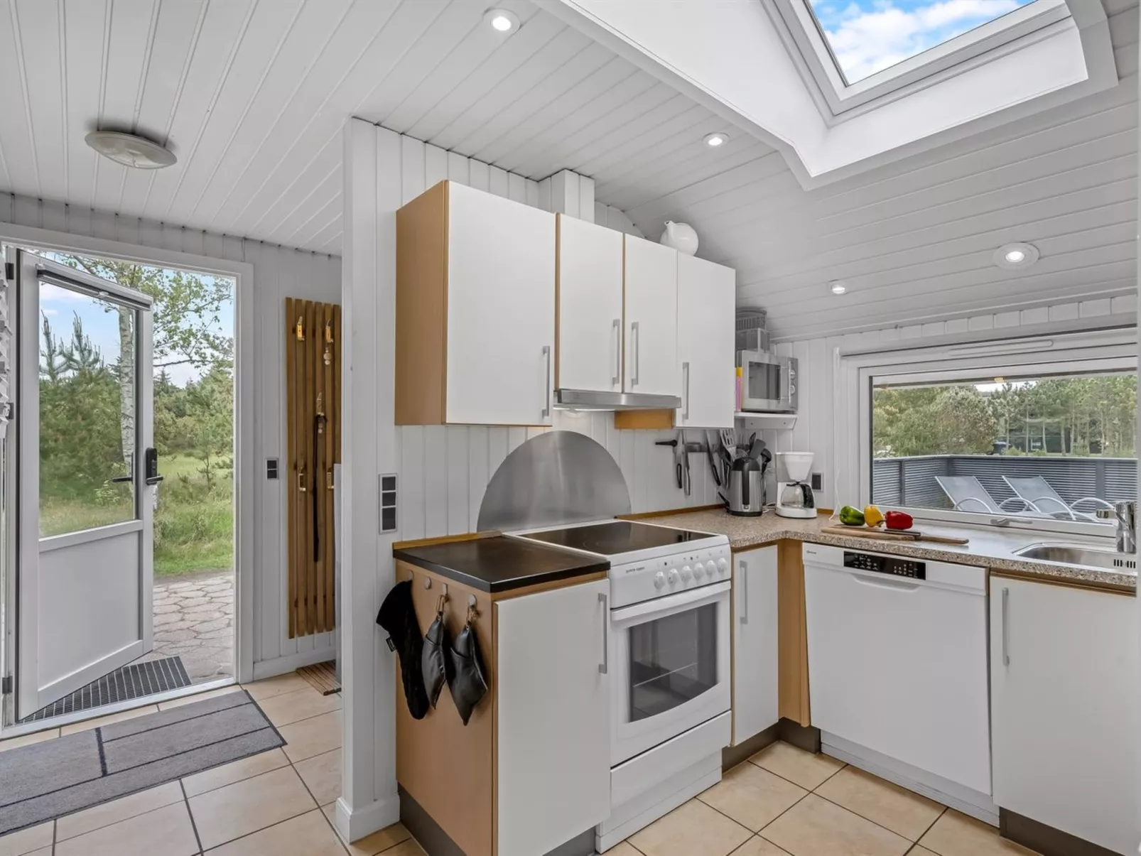 "Meinolf" - 2km from the sea-Inside