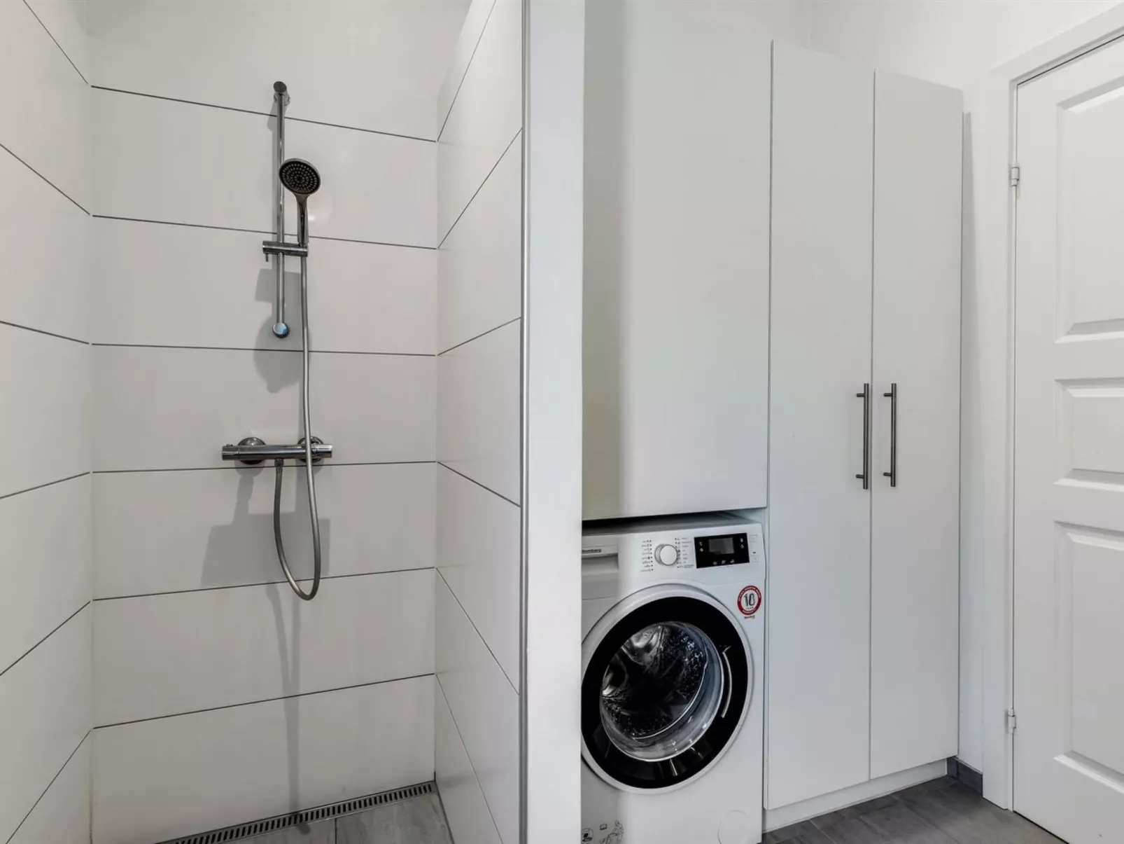 "Gundrath" - 1.4km from the sea-Inside