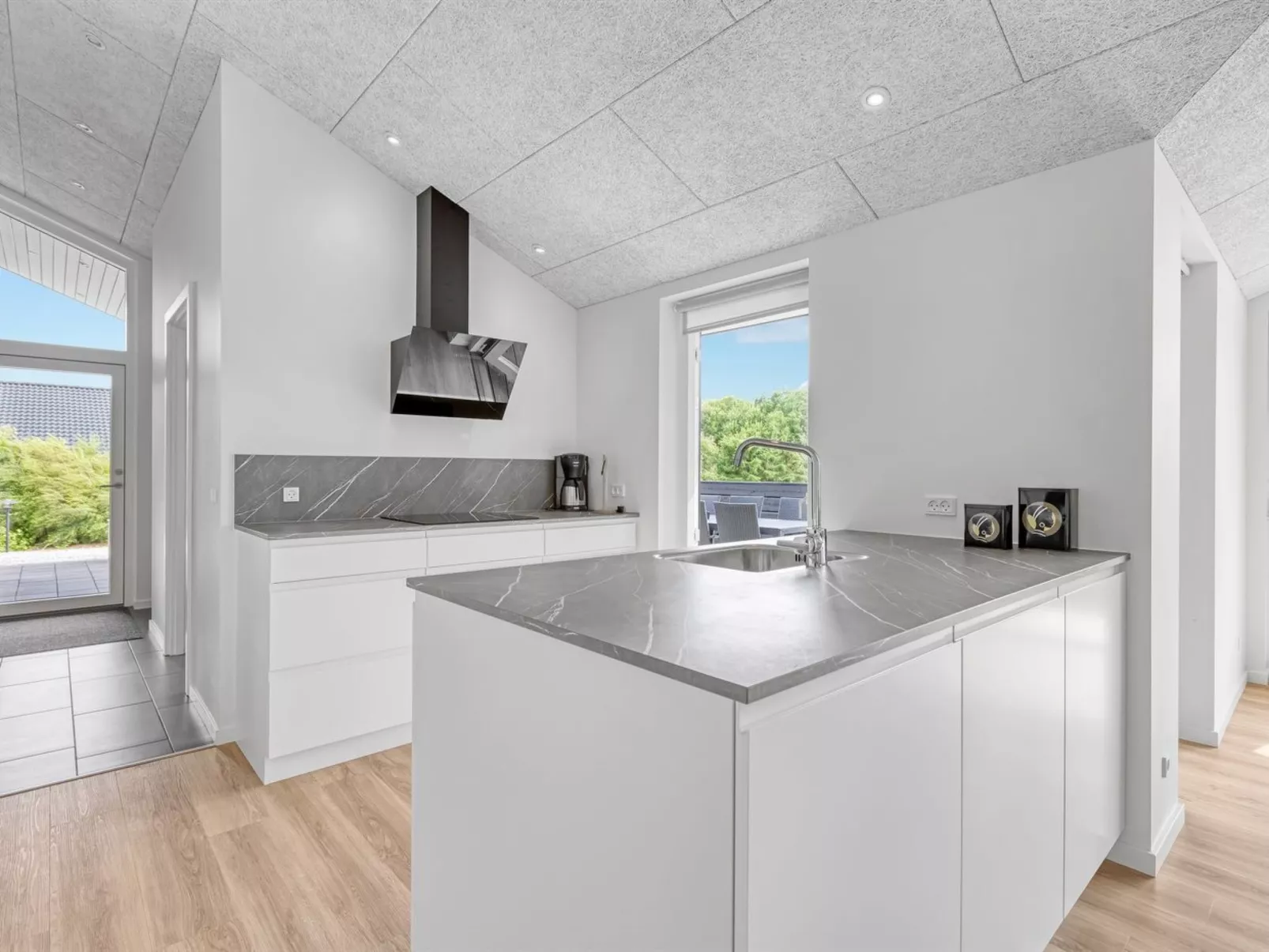 "Aleksa" - 500m from the sea-Dedans