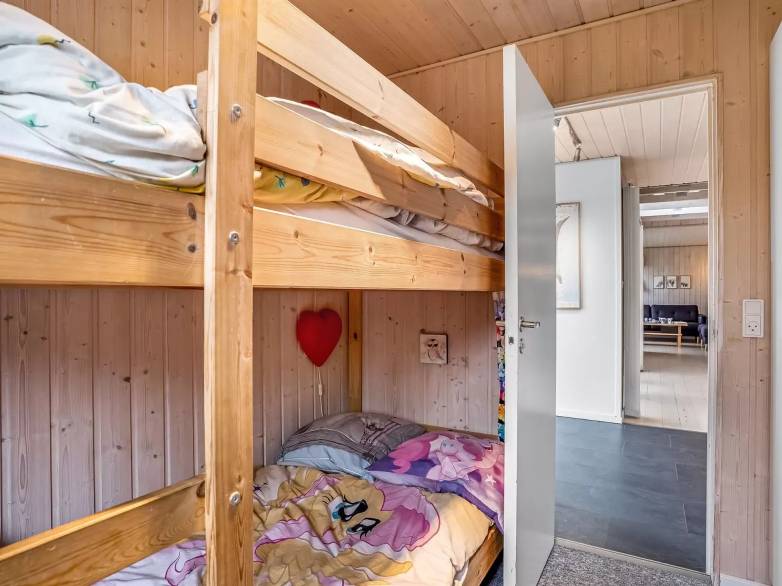 "Mira" - 500m from the sea-Drinnen