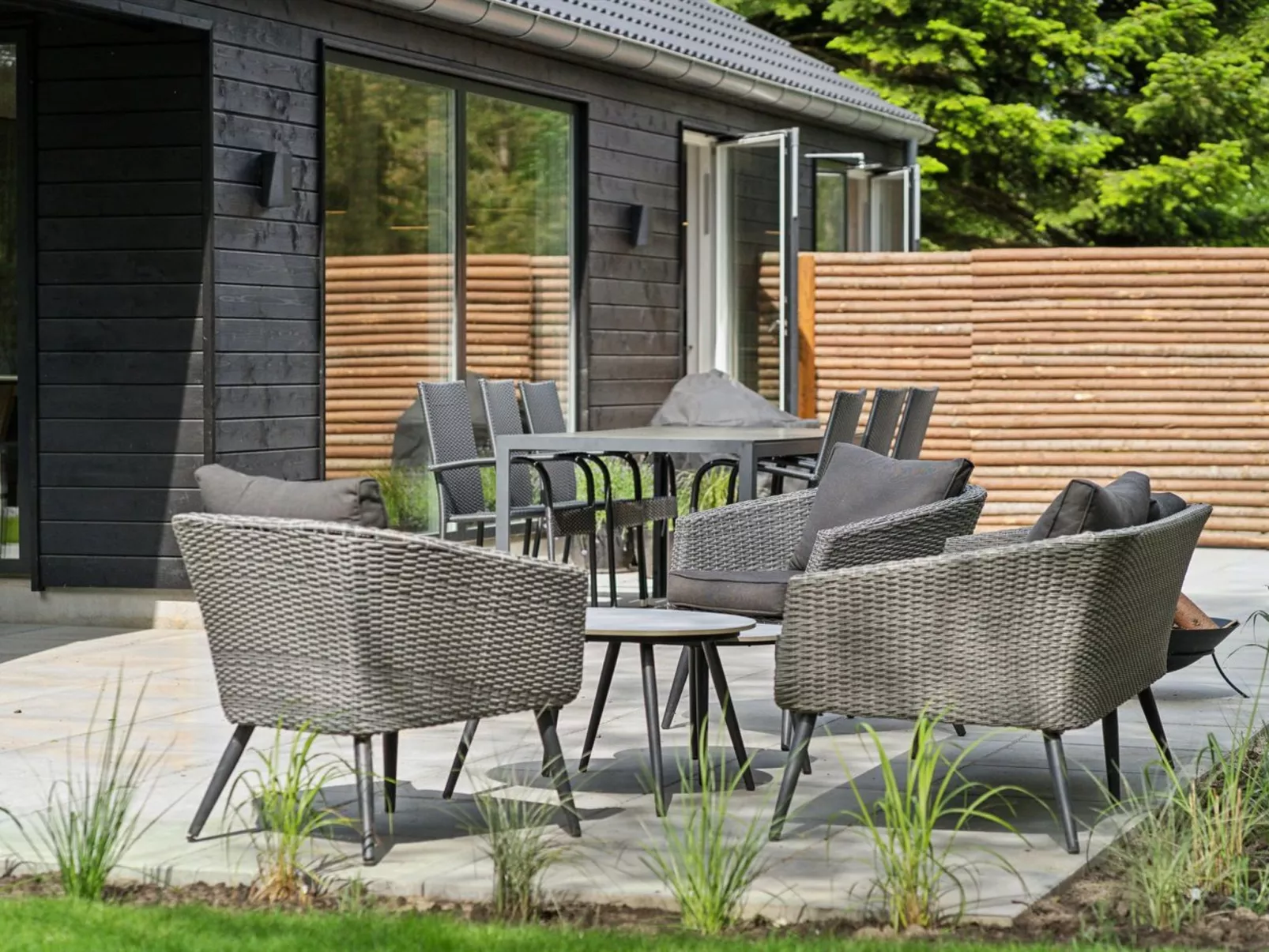 "Laina" - 250m from the sea-Outside