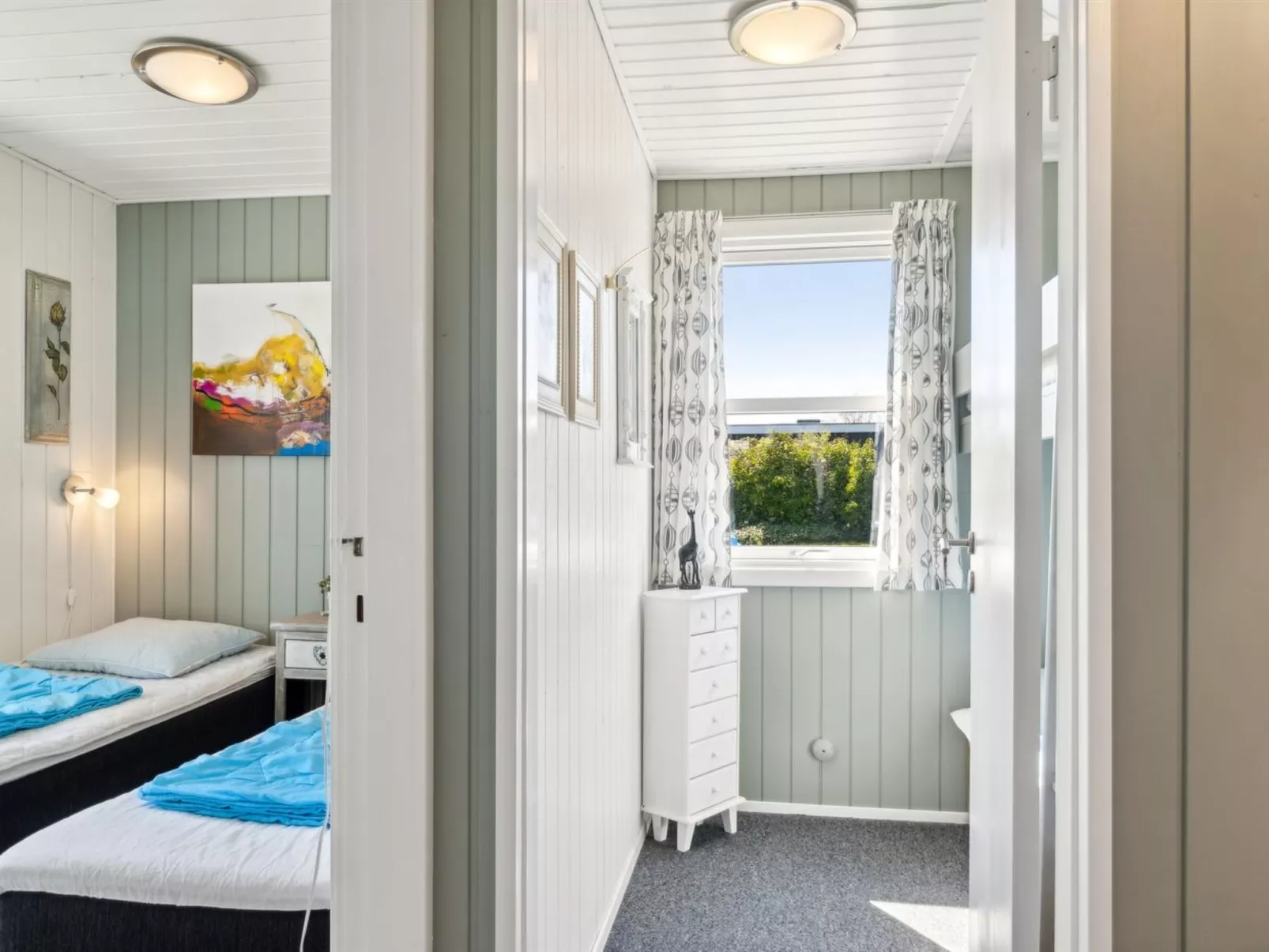 "Ønd" - 600m from the sea-Inside