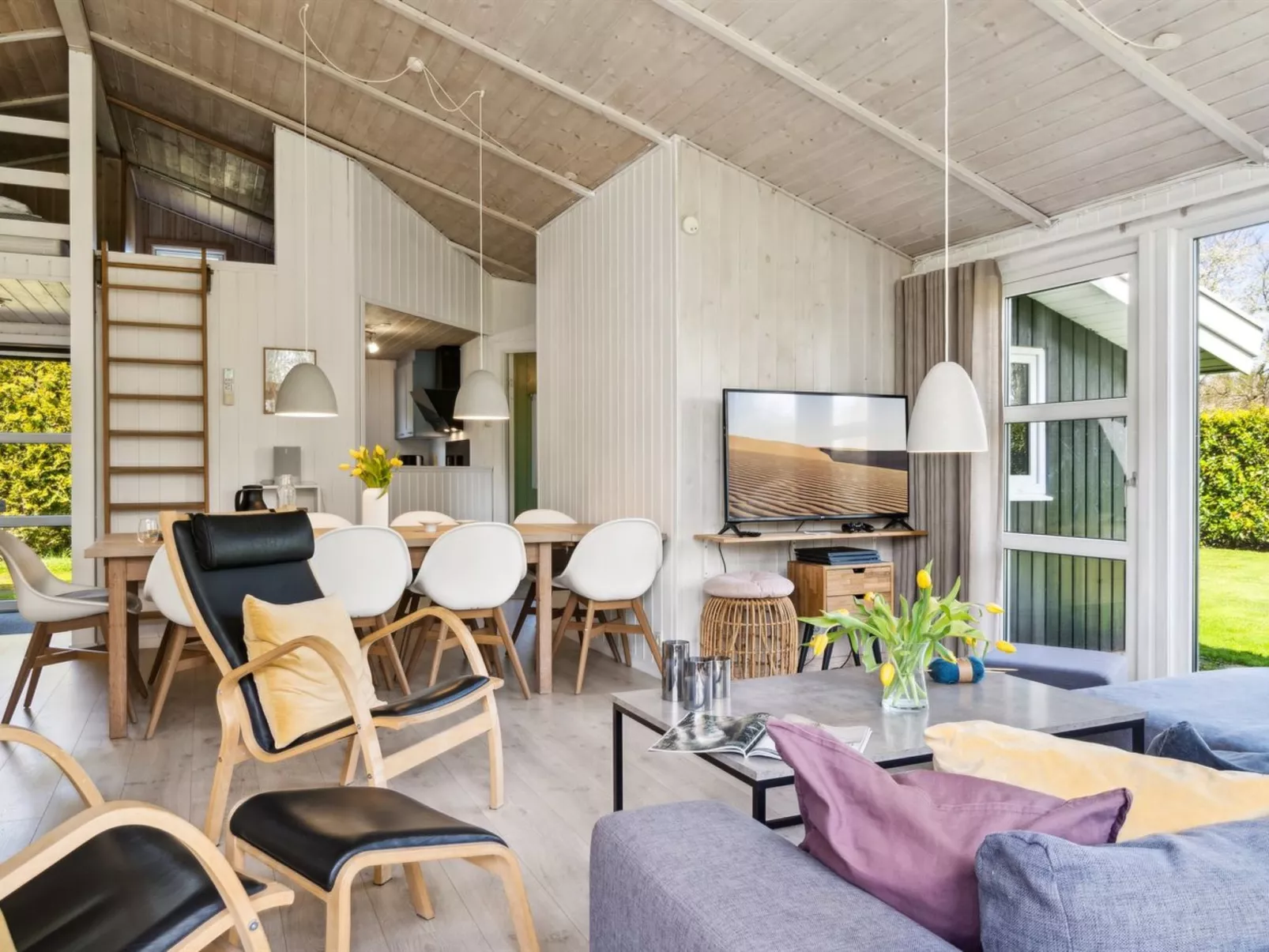 "Amiira" - 500m from the sea-Dedans