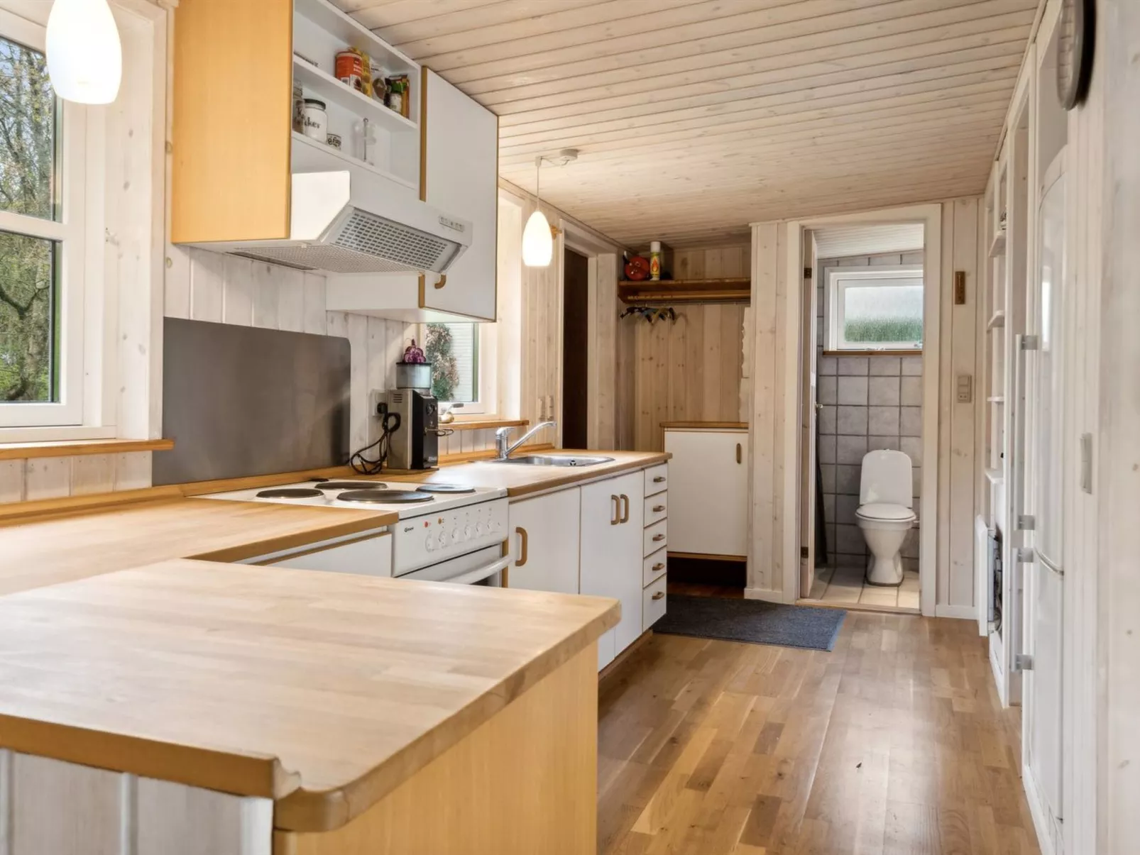 "Avni" - 300m from the sea-Inside