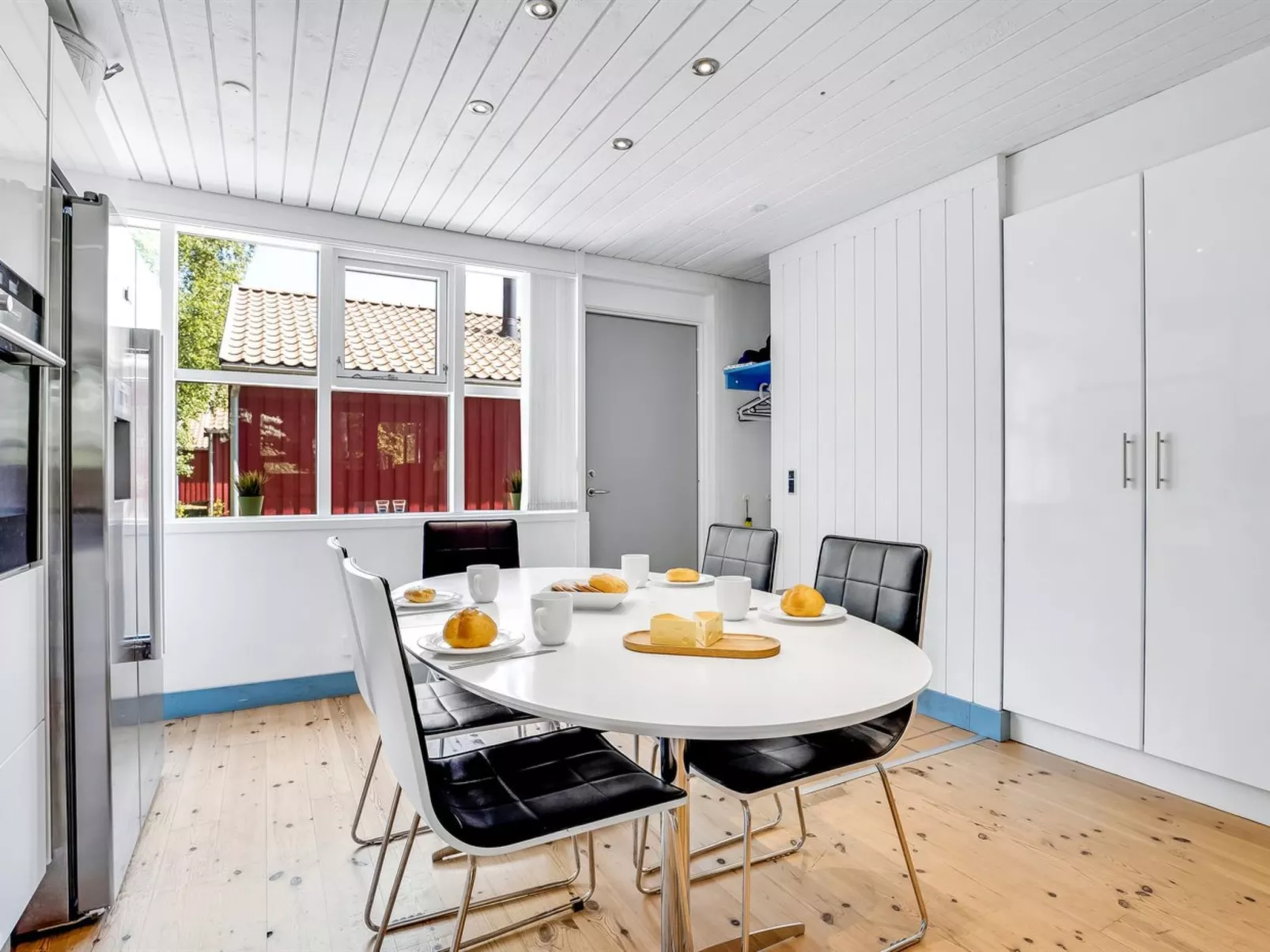 "Duende" - 200m from the sea-Inside