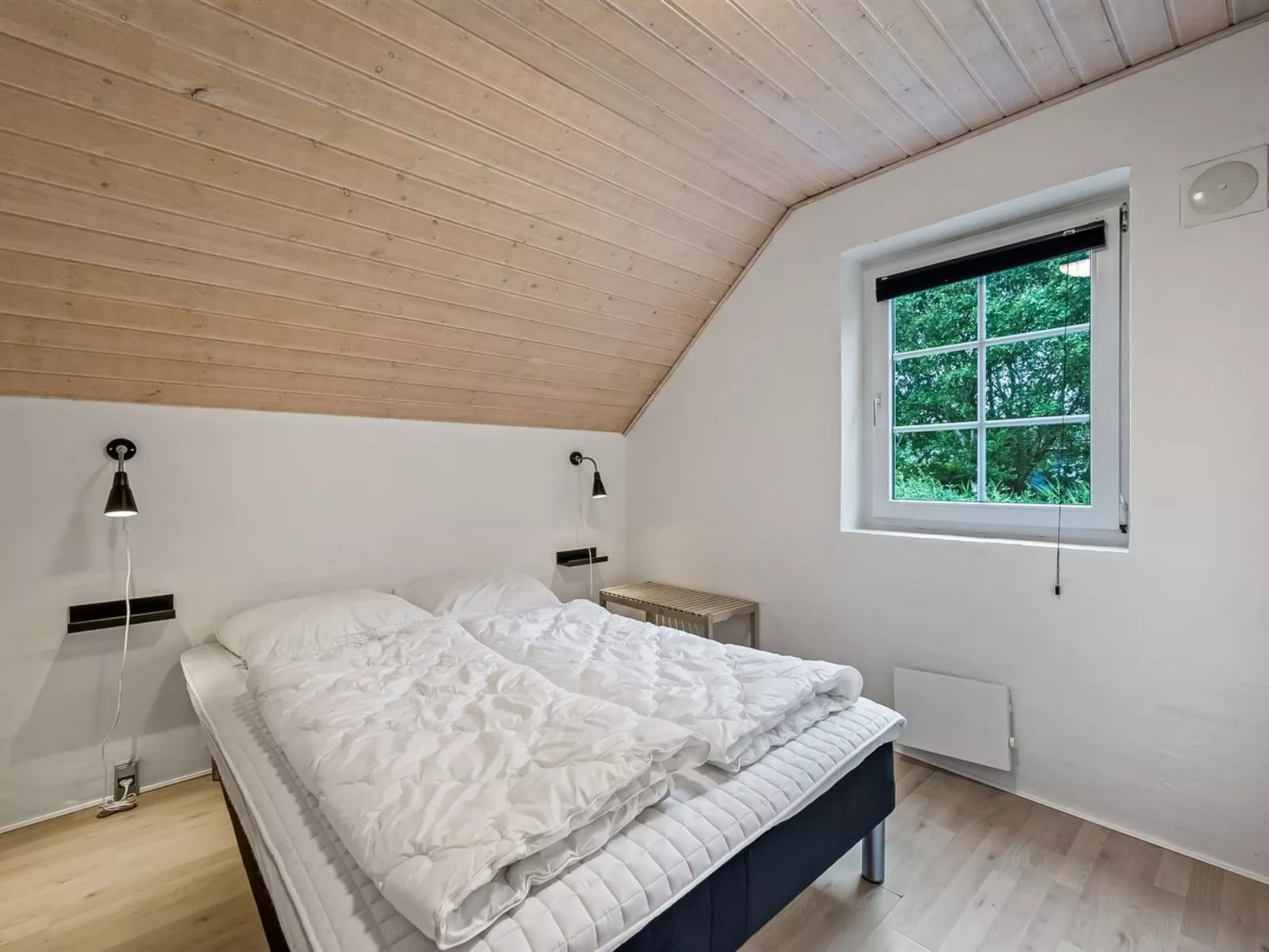 "Botmar" - 1.5km from the sea-Dedans