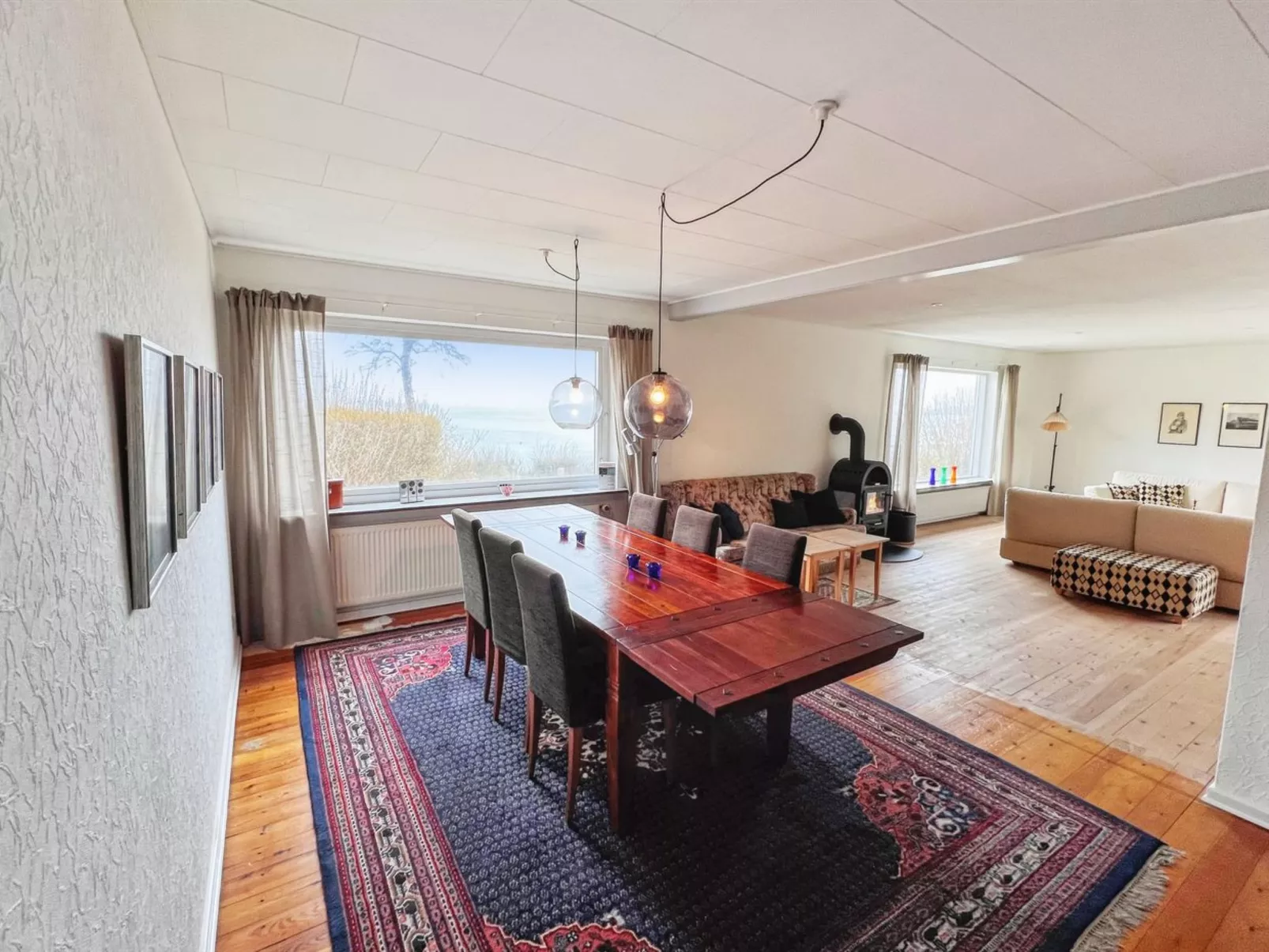 "Vanta" - 50m from the sea-Drinnen