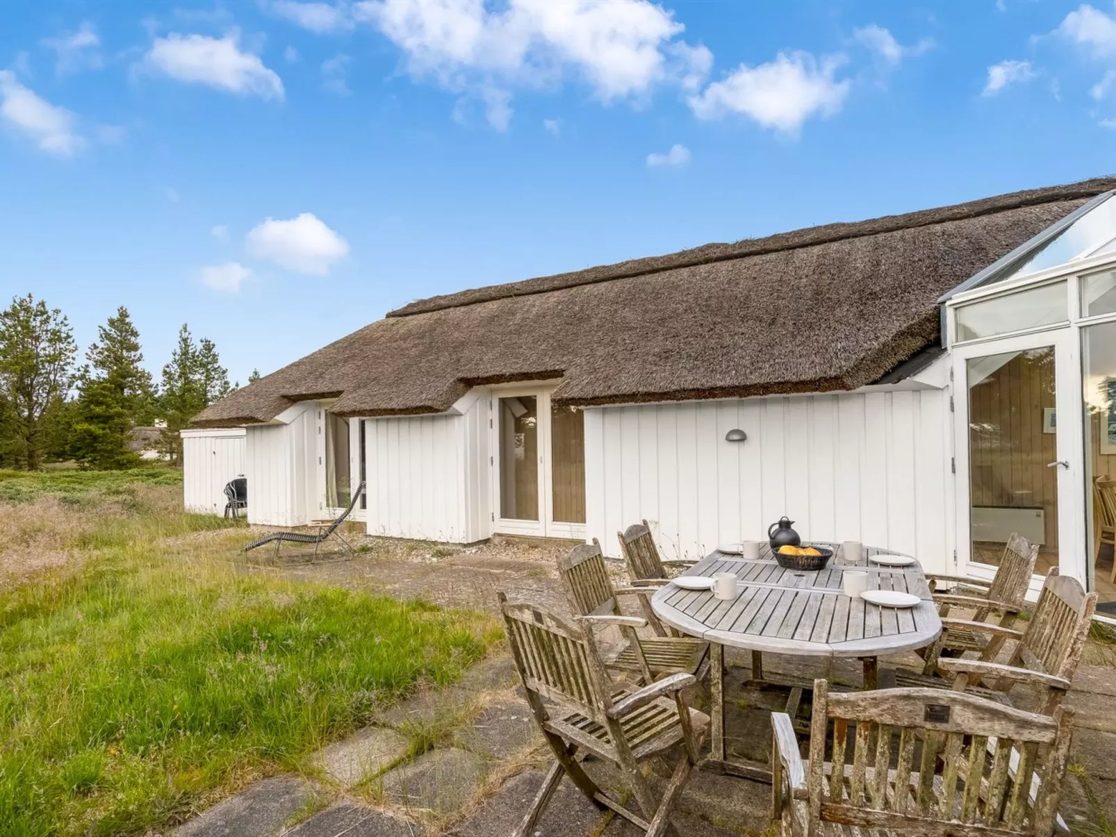 "Elenor" - 1.1km from the sea-Draußen