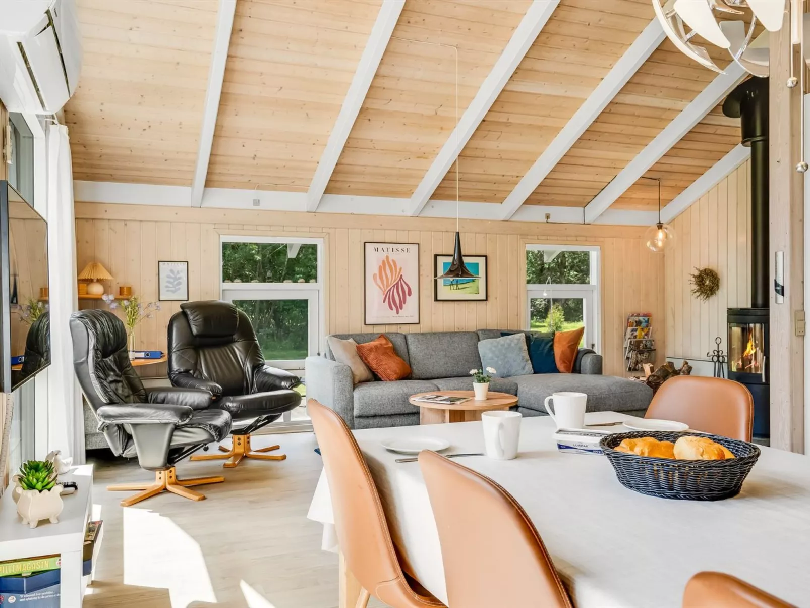 "Amundi" - 500m from the sea-Inside