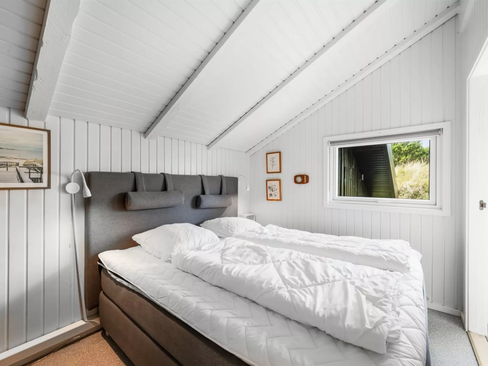 "Emin" - 700m from the sea-Drinnen