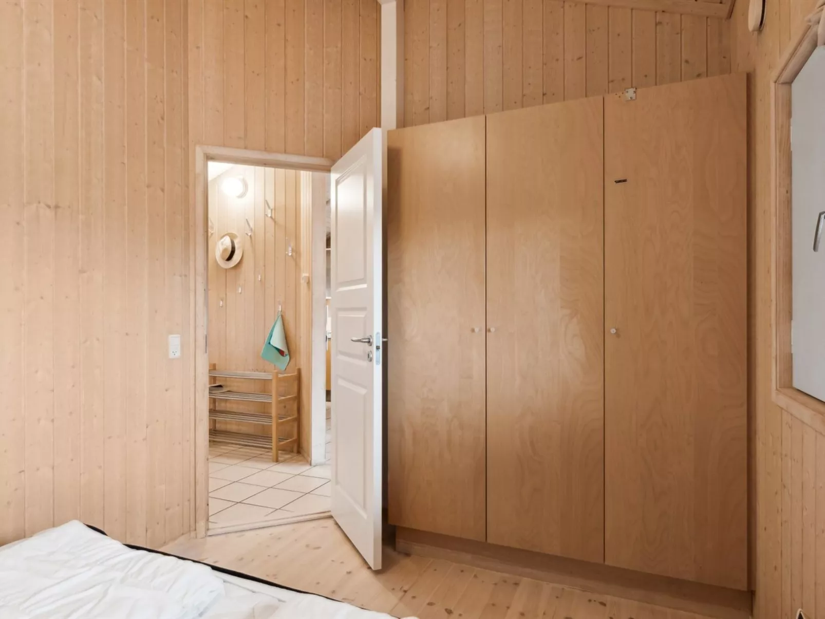 "Ilsi" - 275m from the sea-Inside