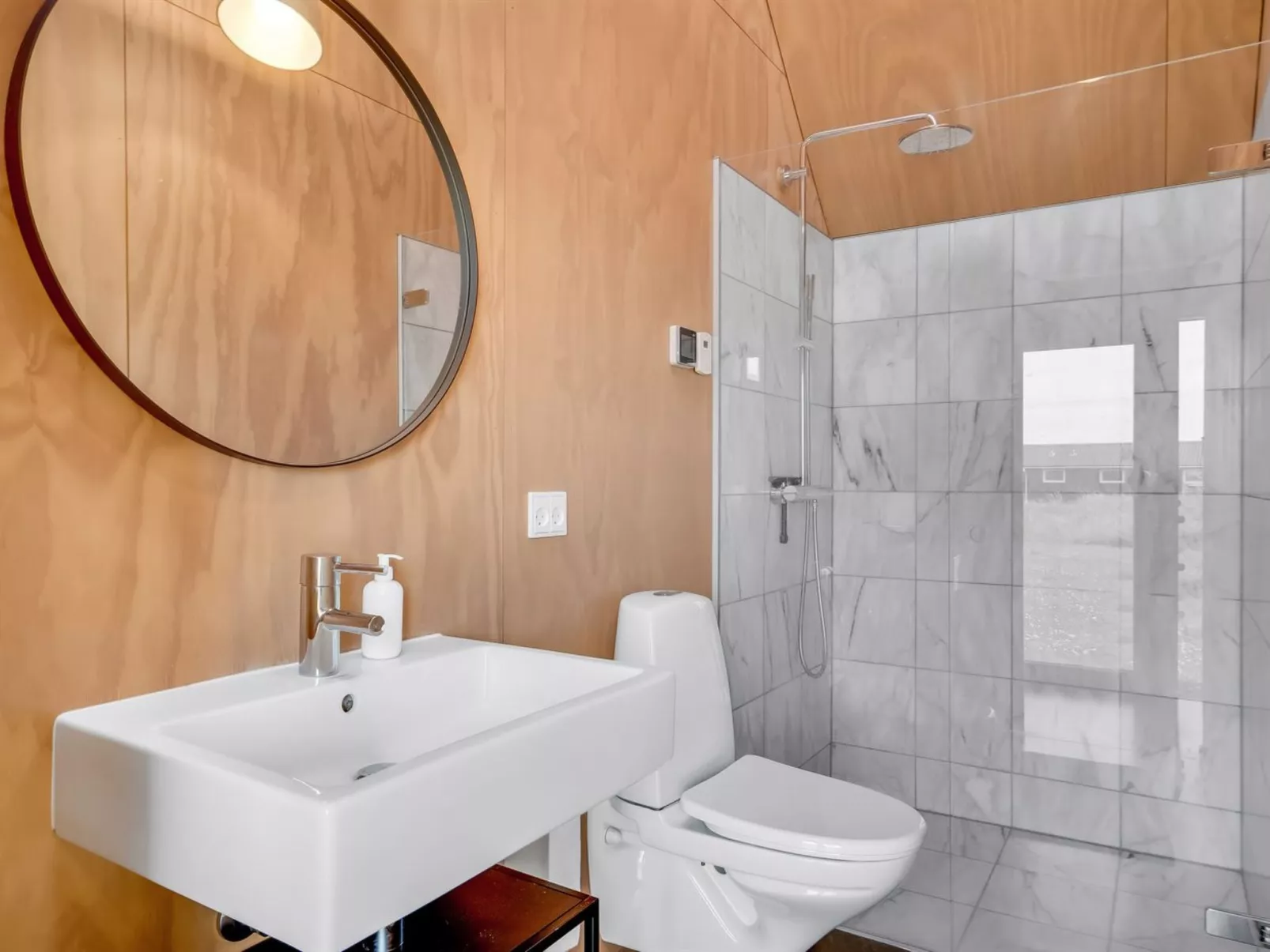 "Onni" - 250m from the sea-Dedans