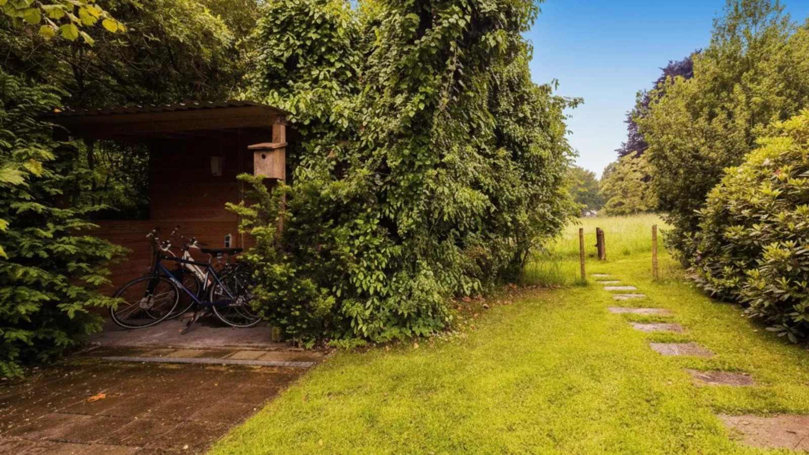 Wellnesshuisje Kalheupink-Gardens in summer