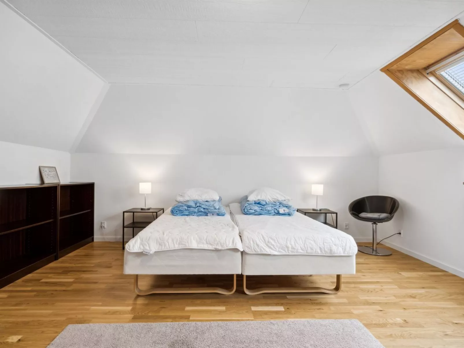 "Sverkel" - 100m from the sea-Inside