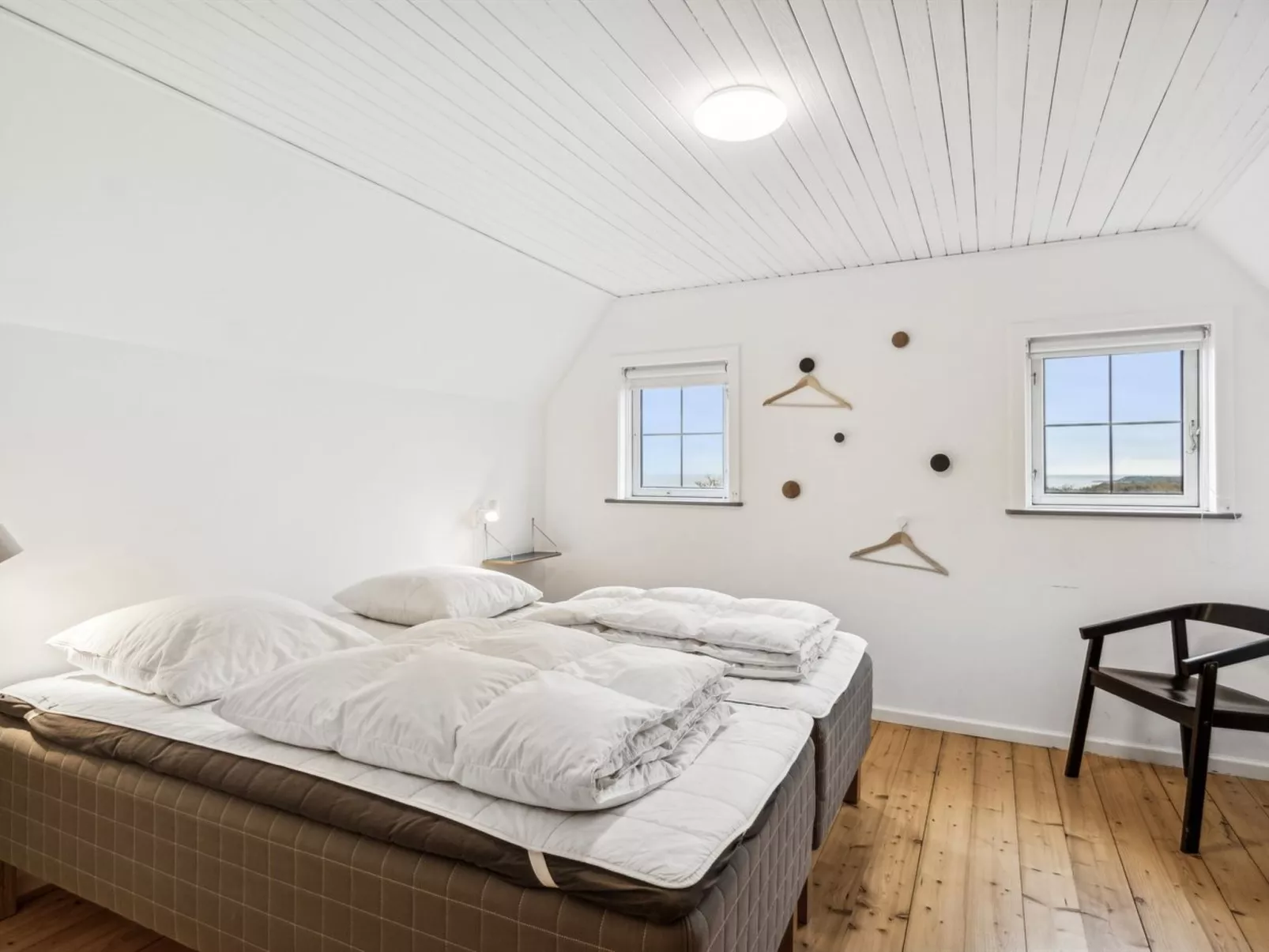 "Garbine" - 1.5km from the sea-Inside