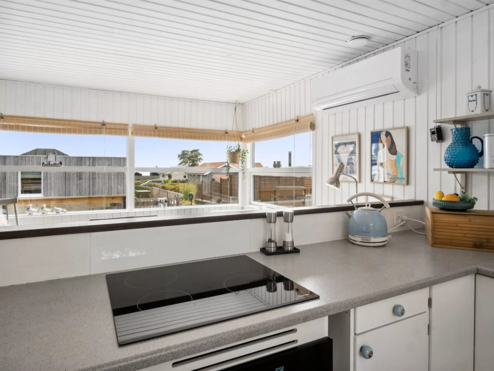 "Dagh" - 100m from the sea-Inside